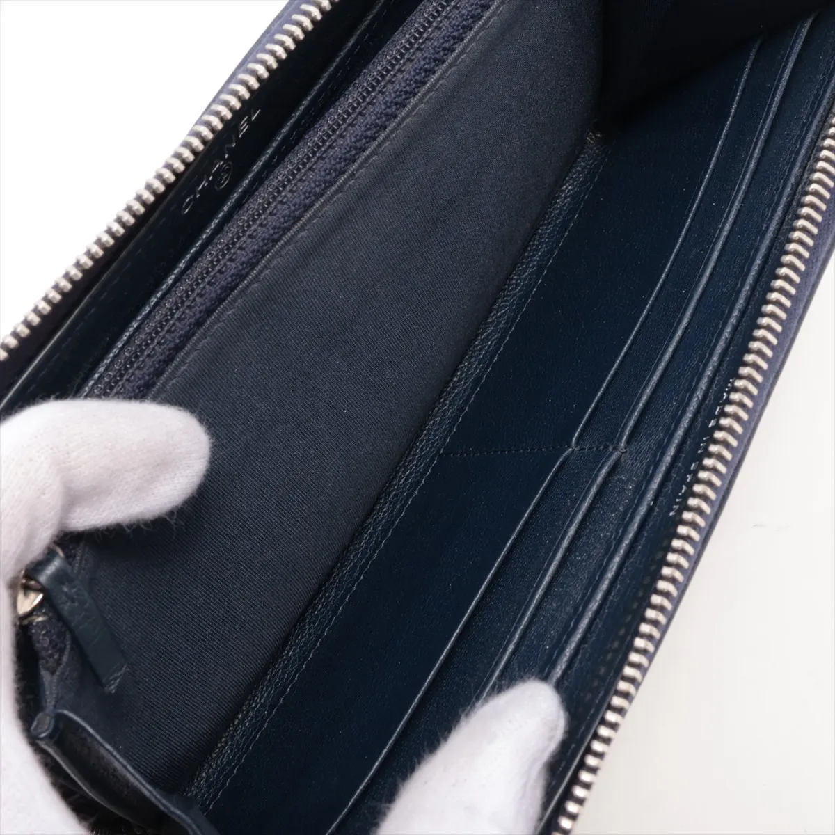 Cocomark Leather Round Zip Wallet Navy Silver Hardware 29011603 — view 5