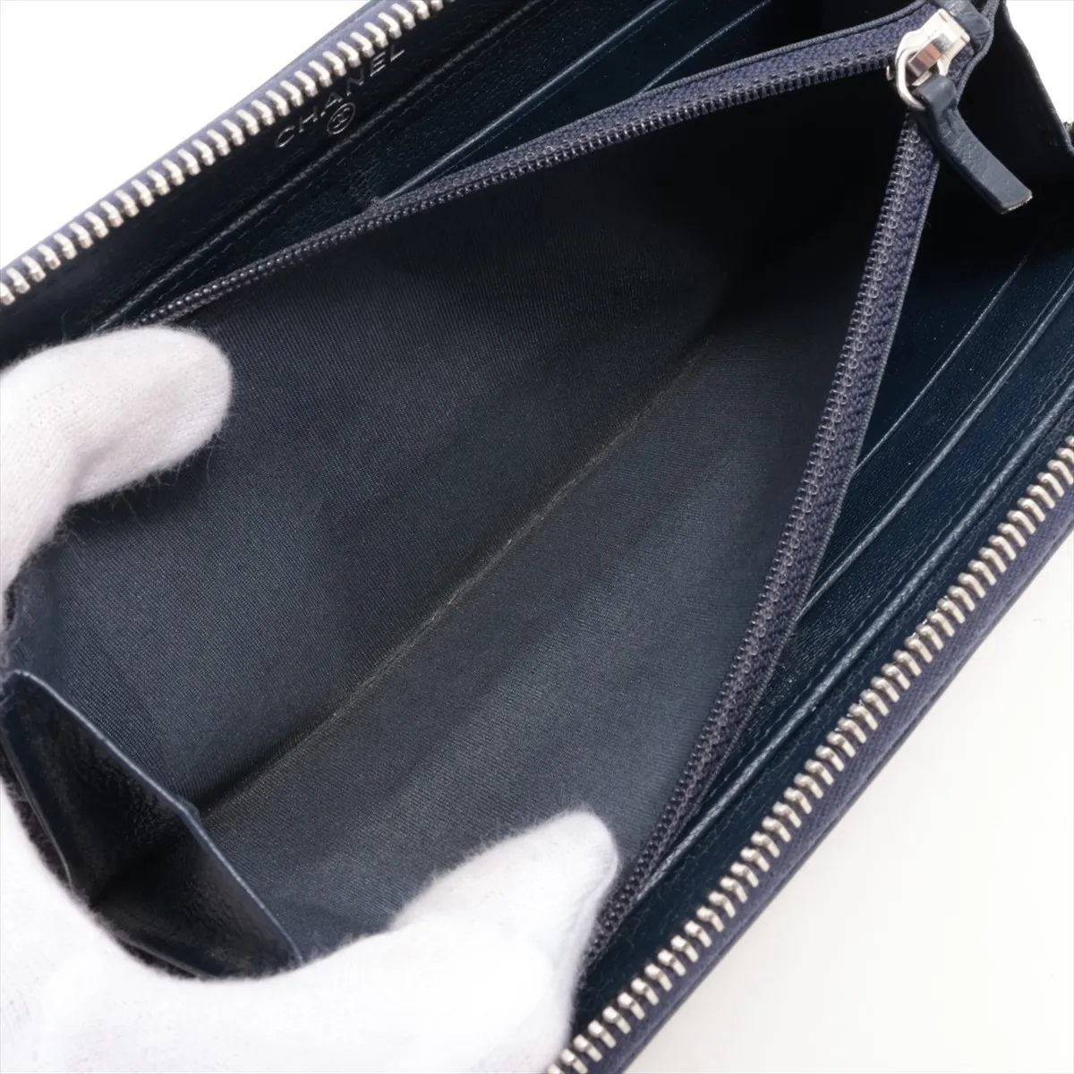 Cocomark Leather Round Zip Wallet Navy Silver Hardware 29011603 — view 6