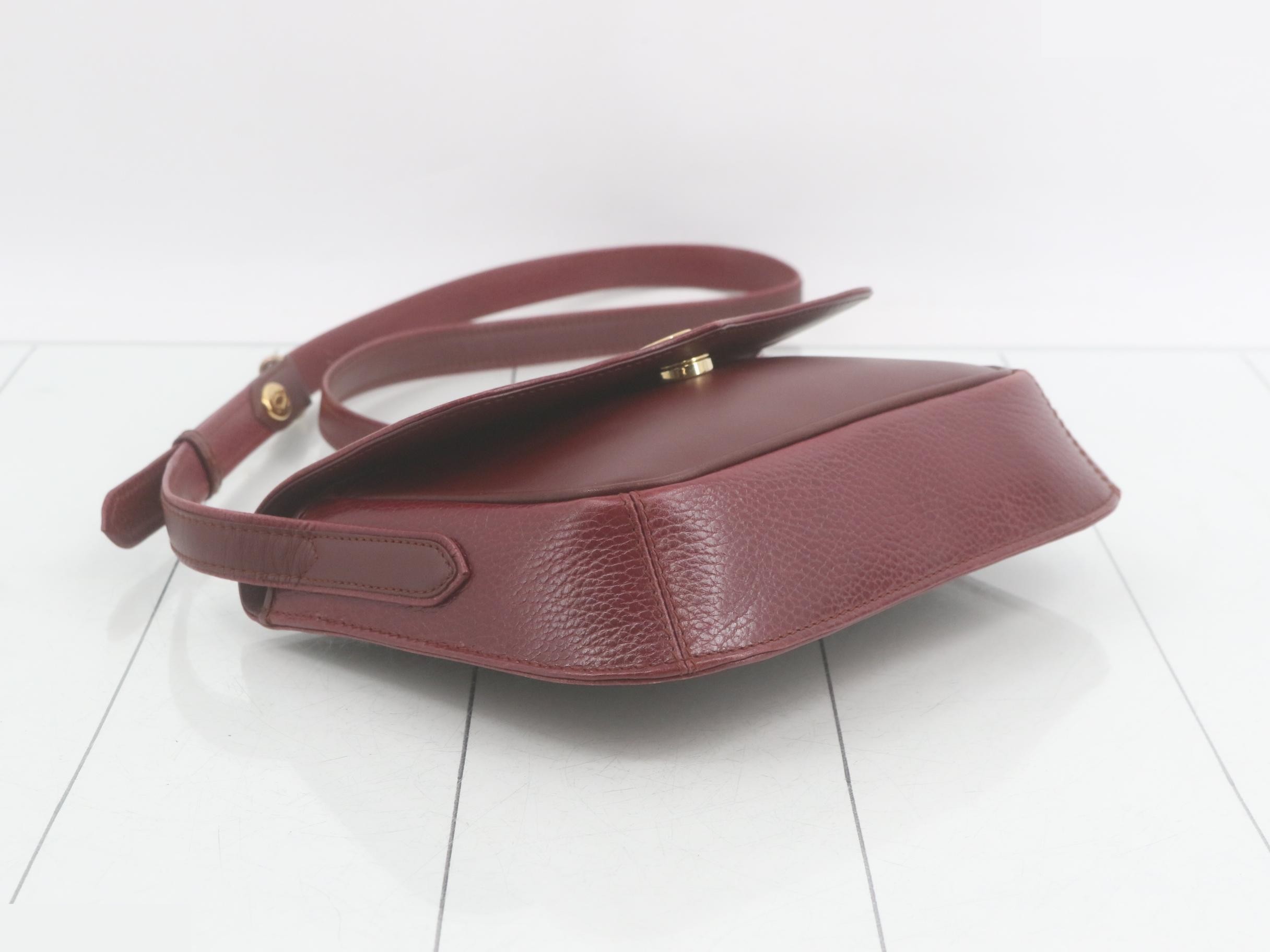 Must Line (Bag) - Shoulder Bag — view 5