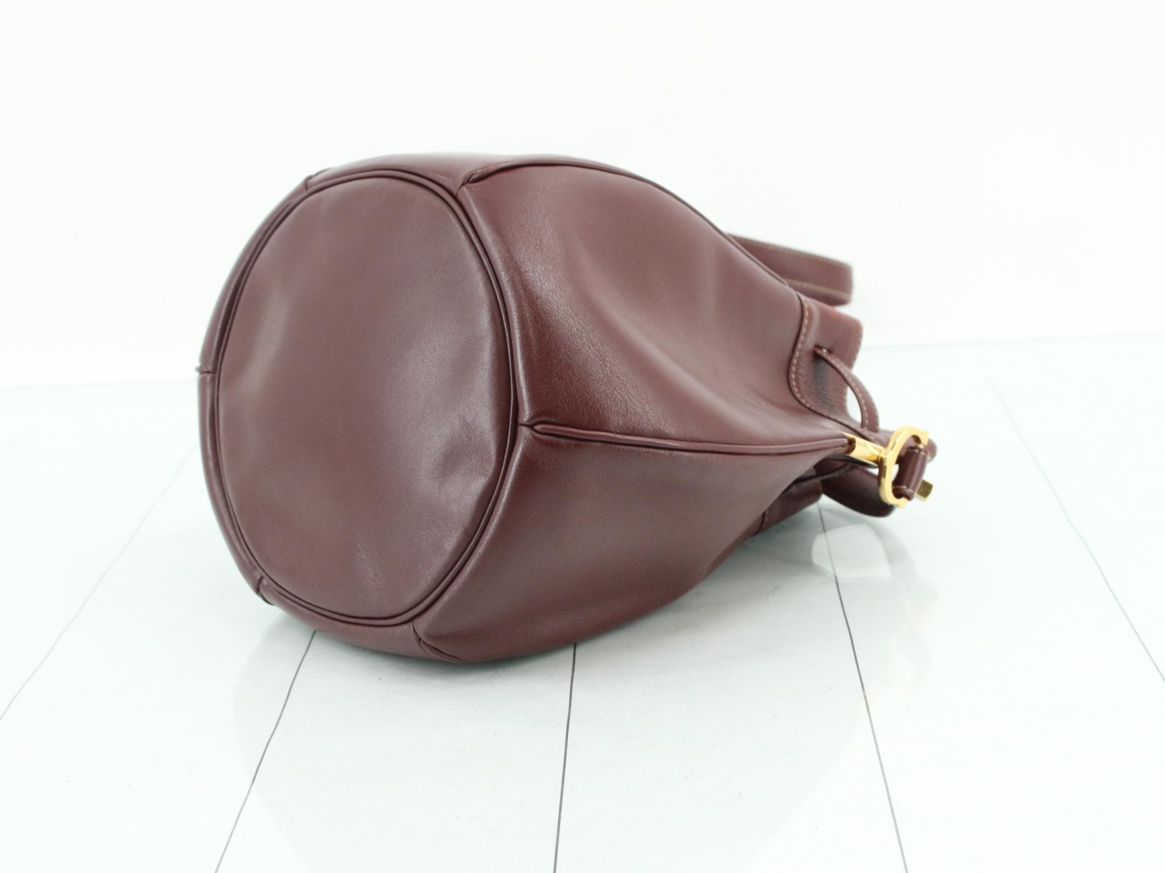 Must Line (Bag) - Shoulder Bag, Drawstring Type, Leather — view 6
