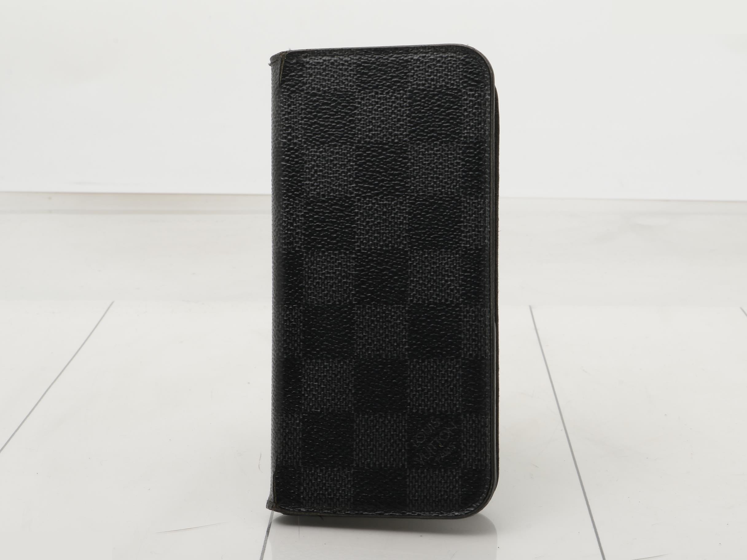 Smartphone case — view 2