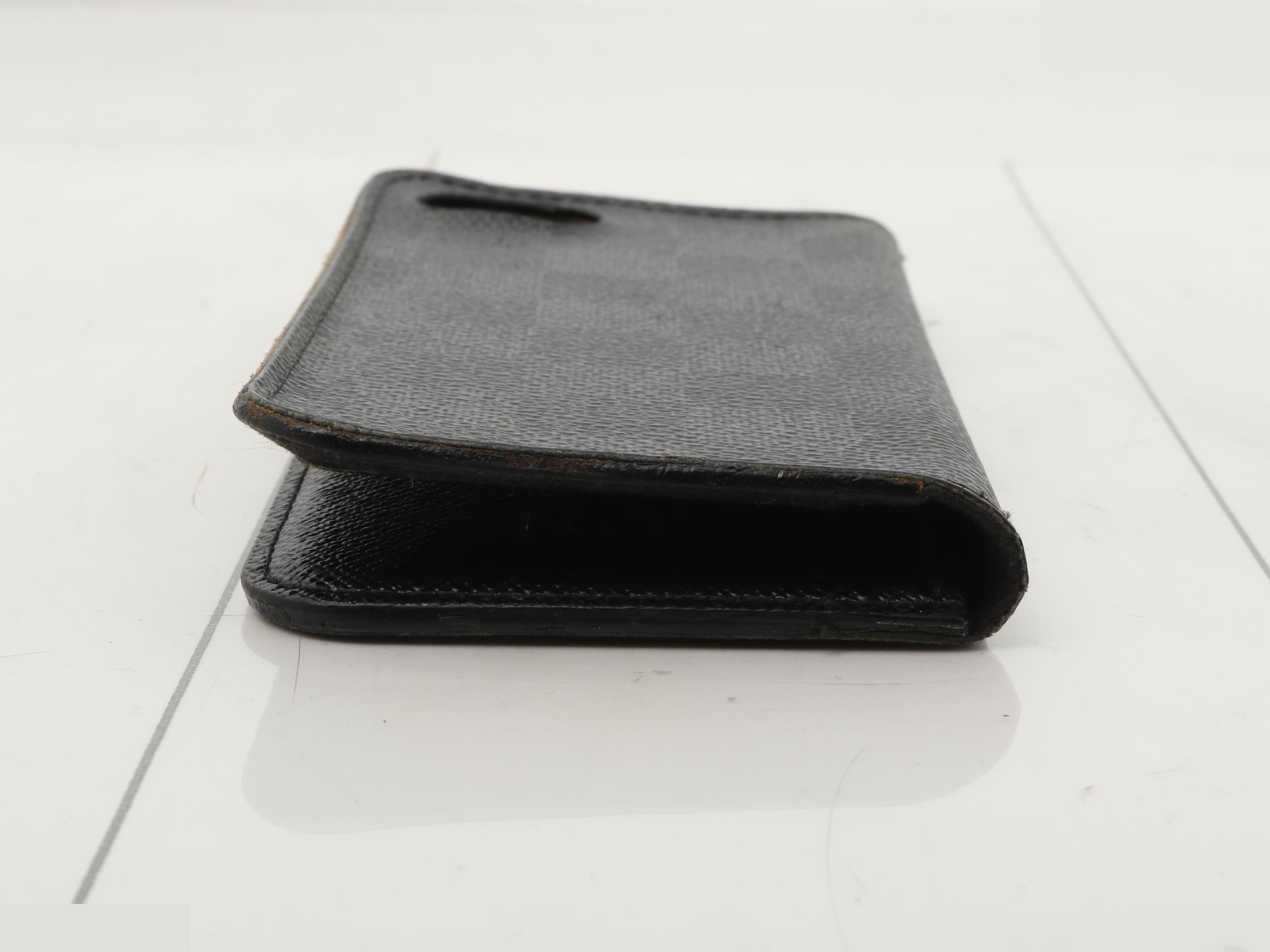 Smartphone case — view 3