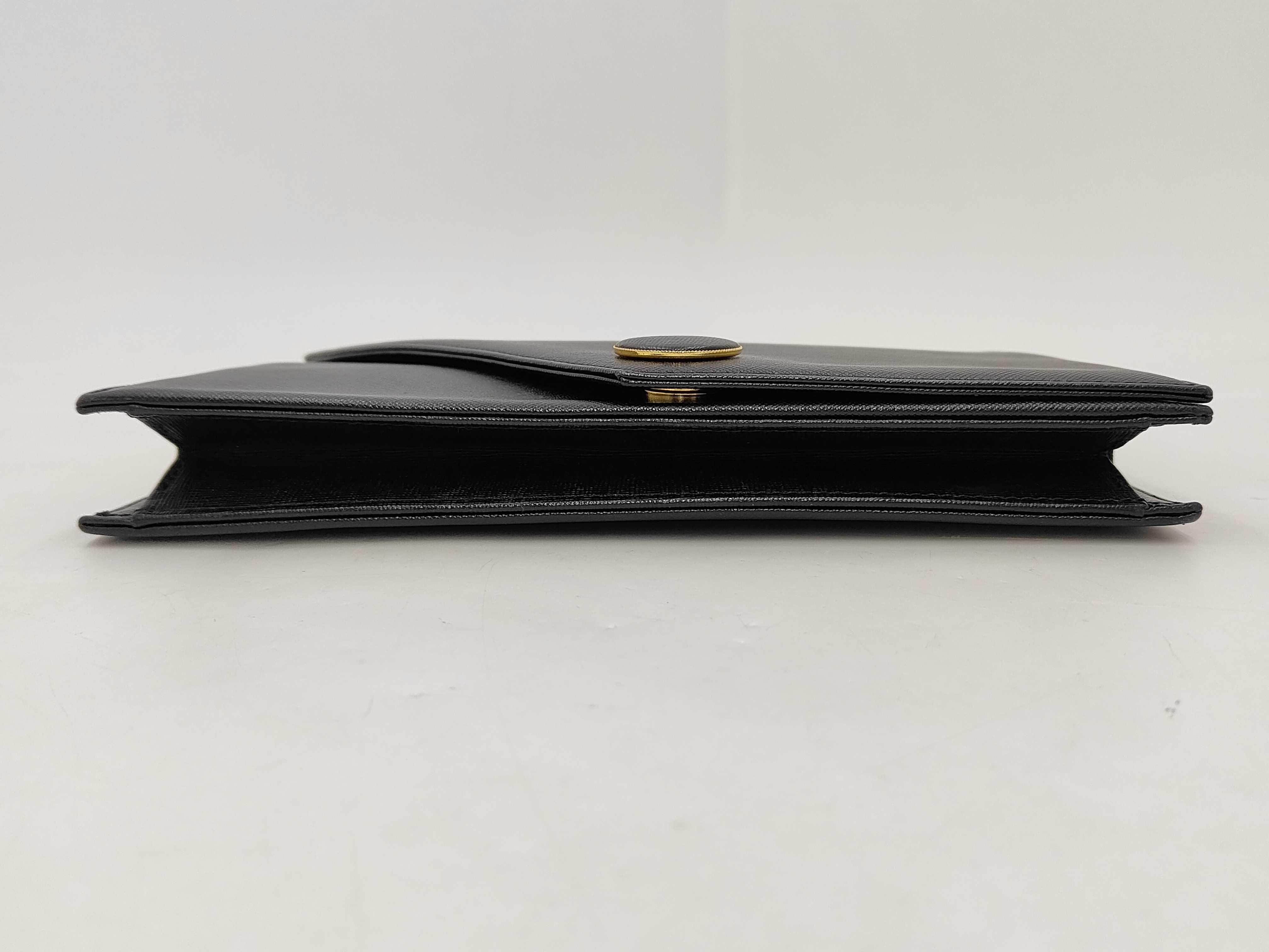 clutch bag — view 3
