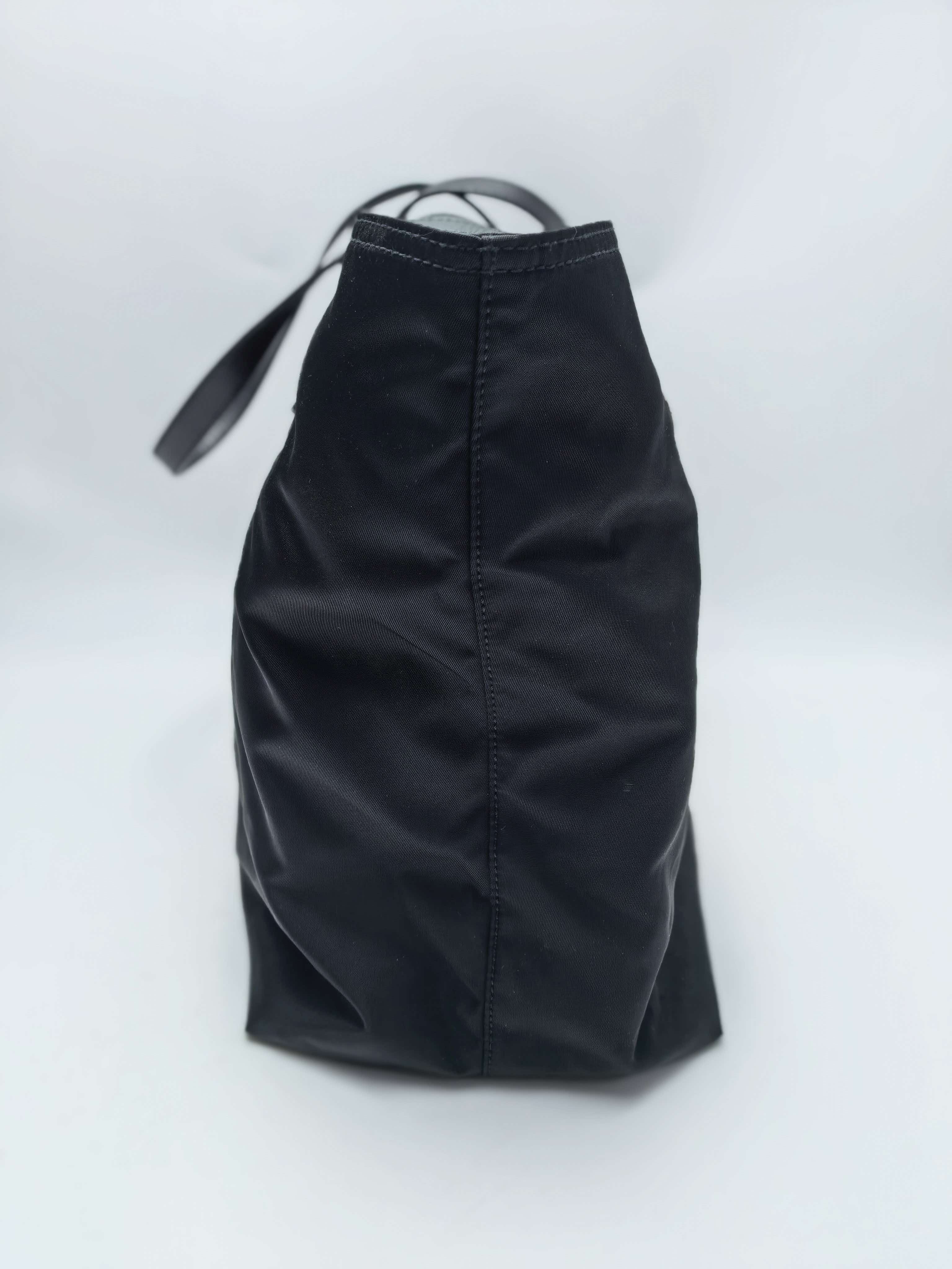 【*Shipped from: China*】PRADA Robot Nylon Handbag — view 3