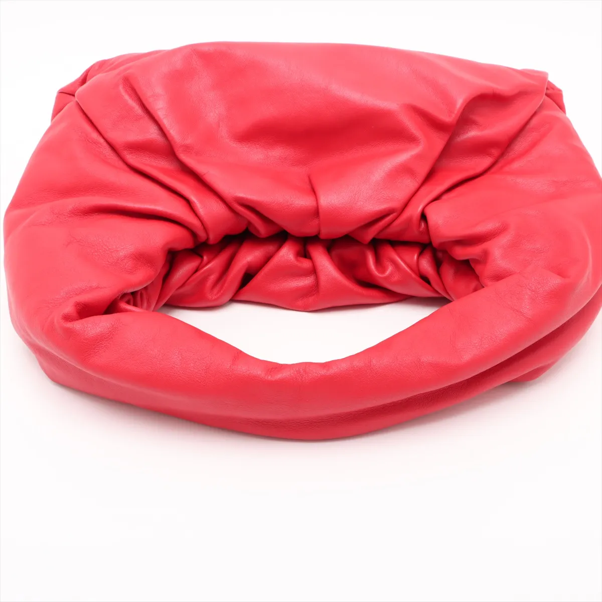 The Shoulder Pouch Leather Shoulder Bag Red — view 5