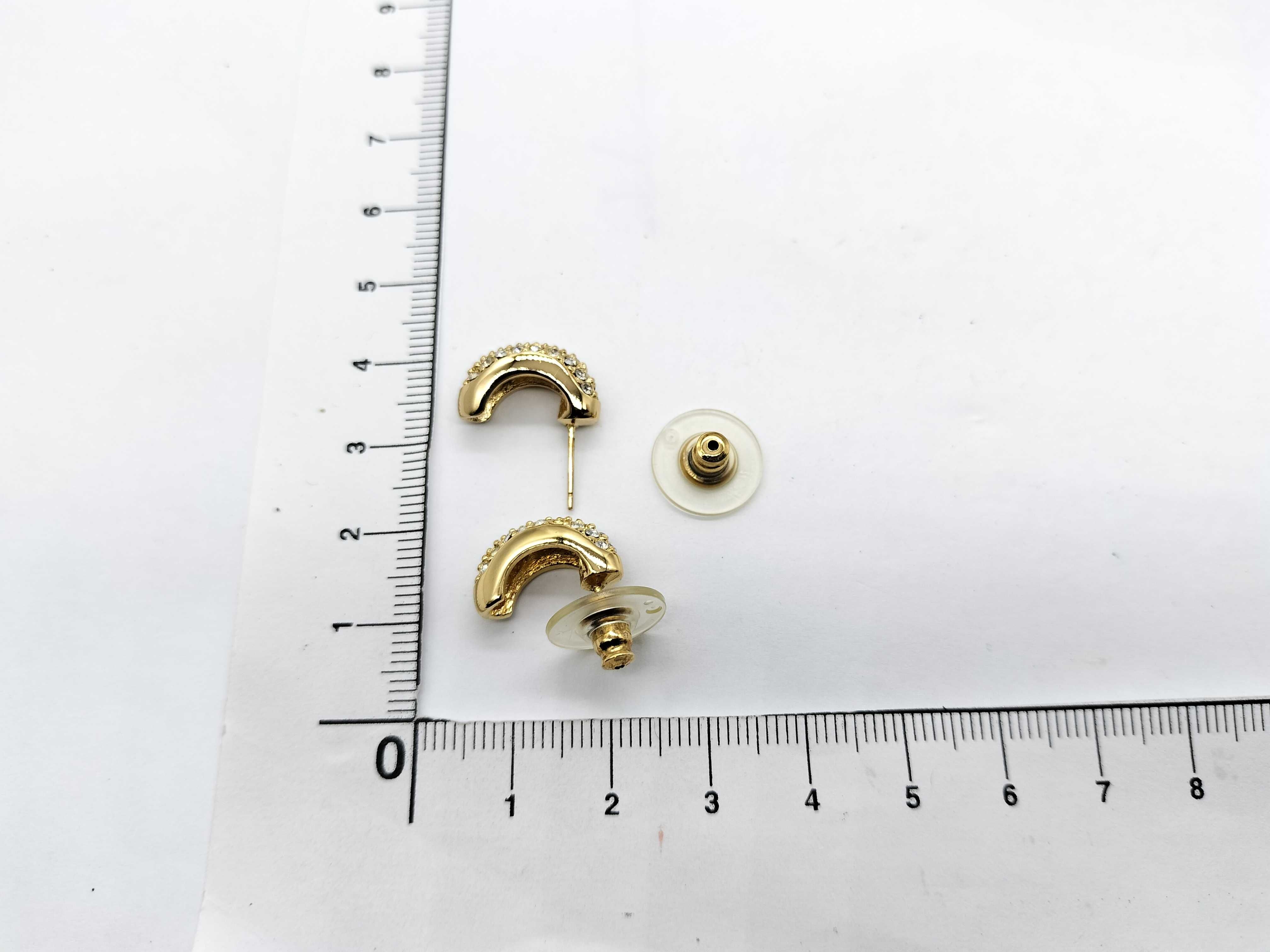 gold earrings — view 7