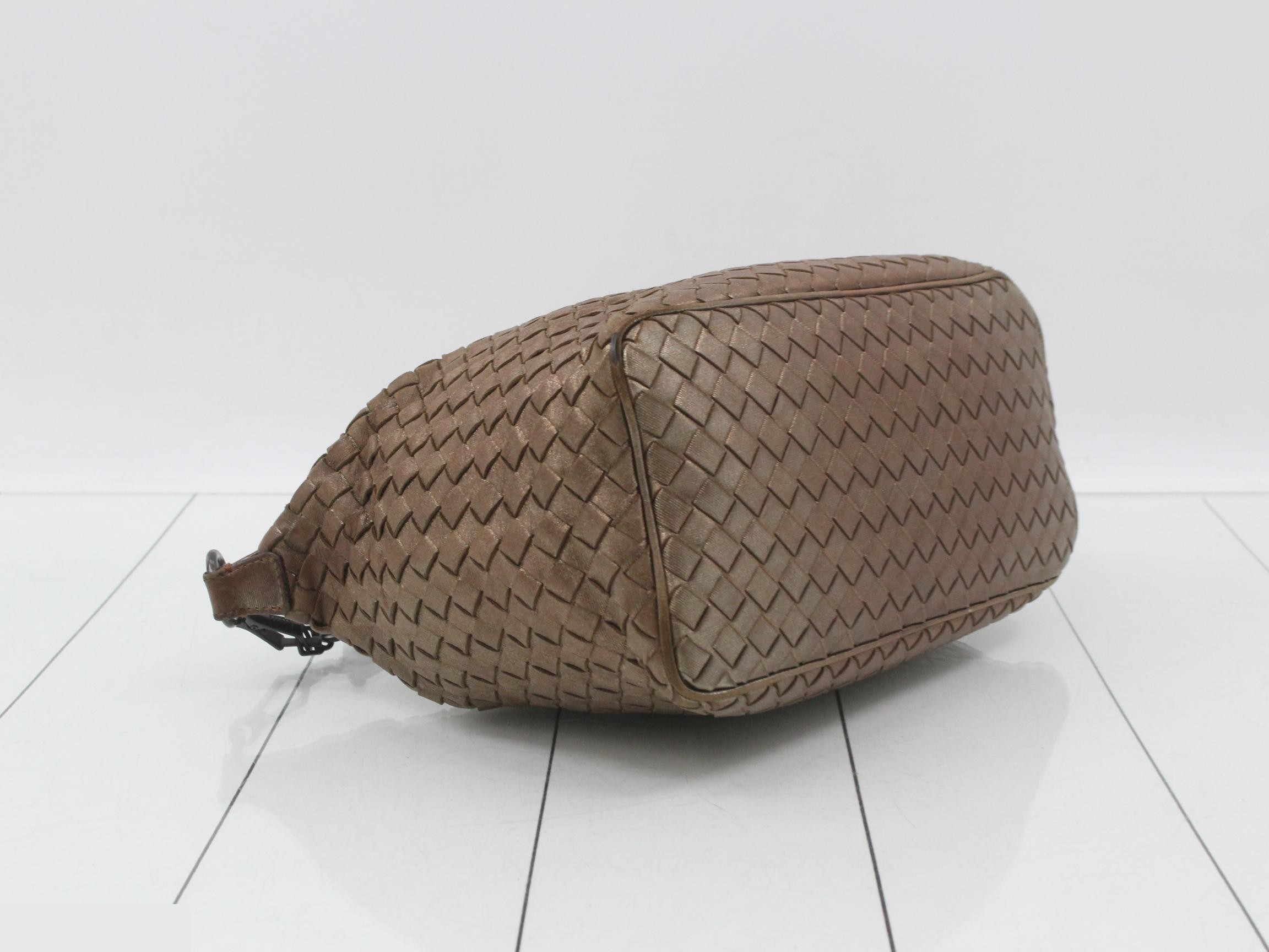 Intrecciato Accessory Pouch Handbag — view 5