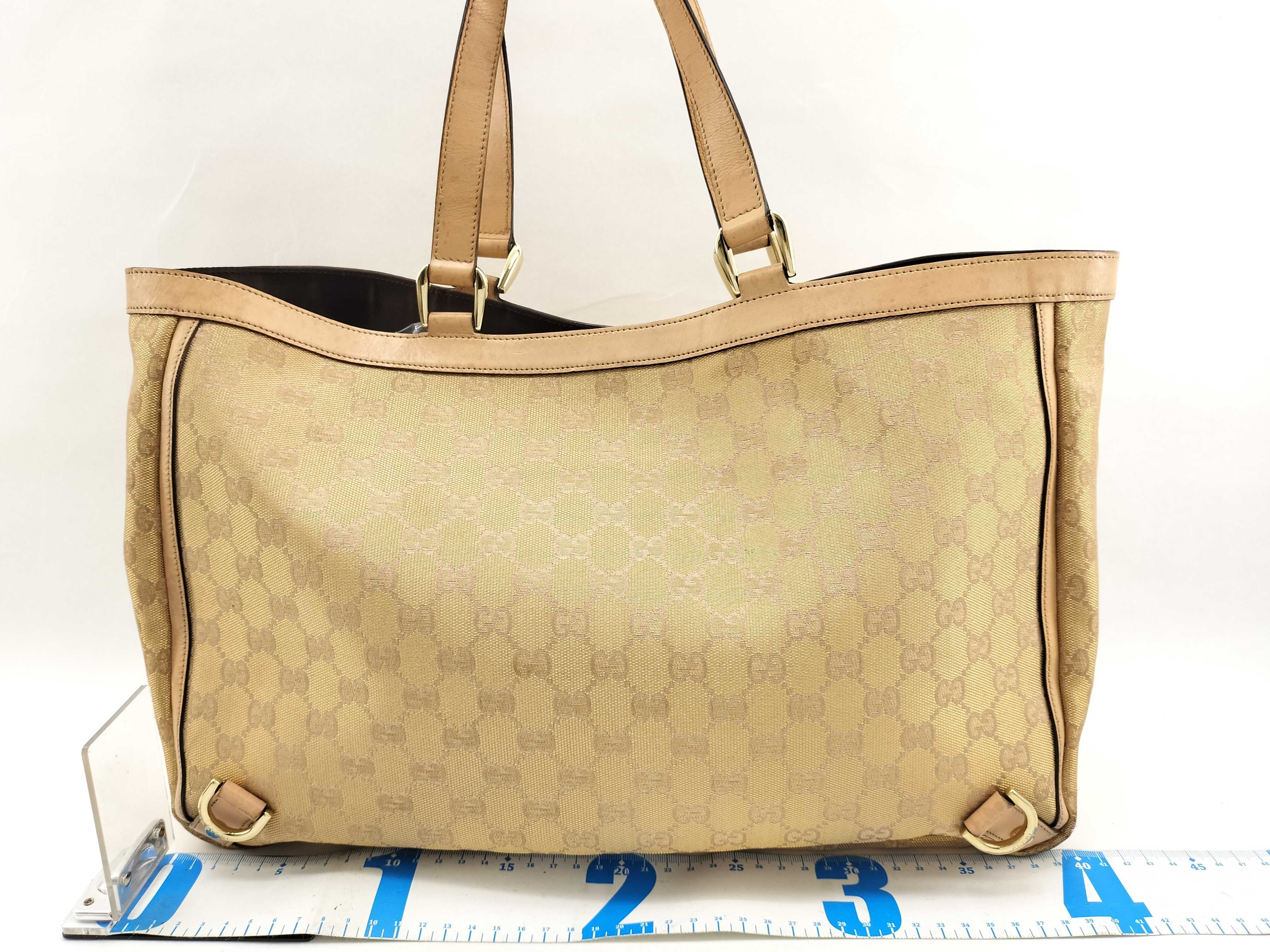 GG Canvas Gucci Tote Bag — view 2