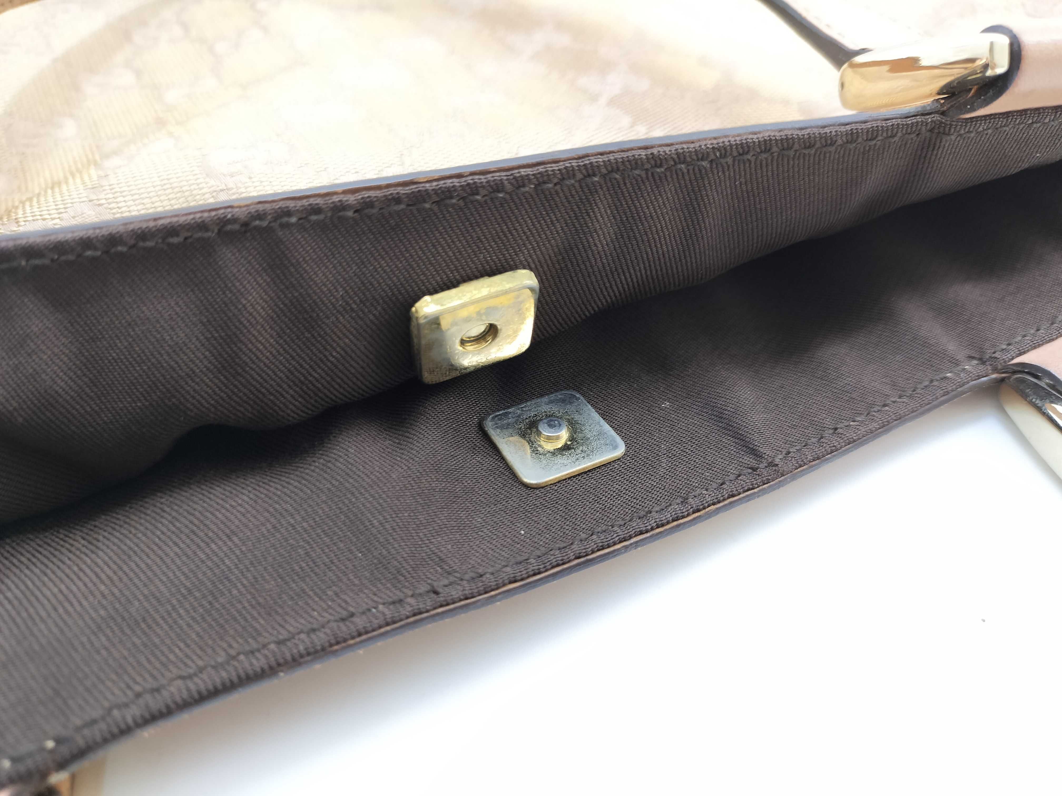 GG Canvas Gucci Tote Bag — view 15