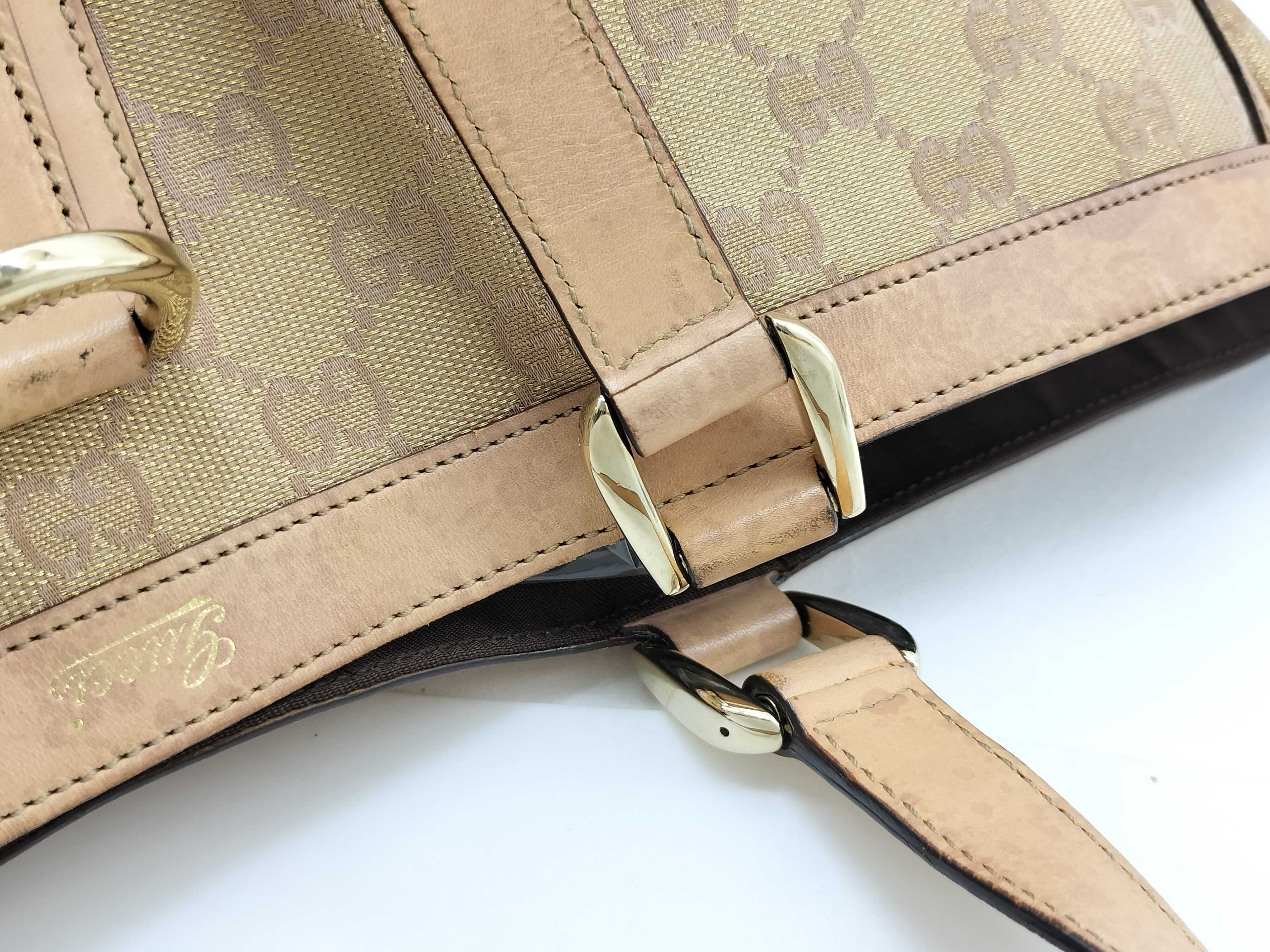 GG Canvas Gucci Tote Bag — view 8