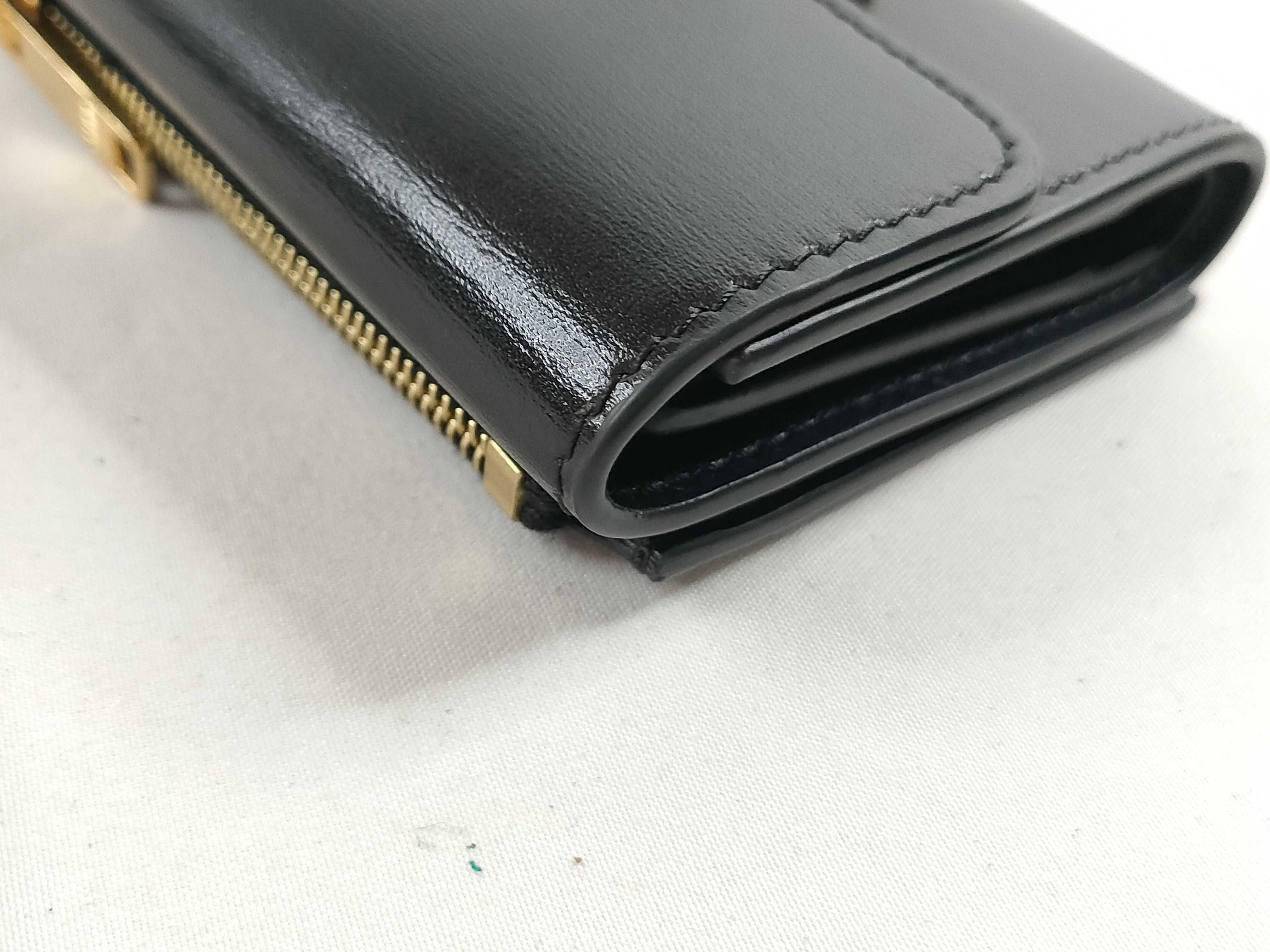 Triomphe Black Gold Hardware Wallet 8 Wallet — view 4