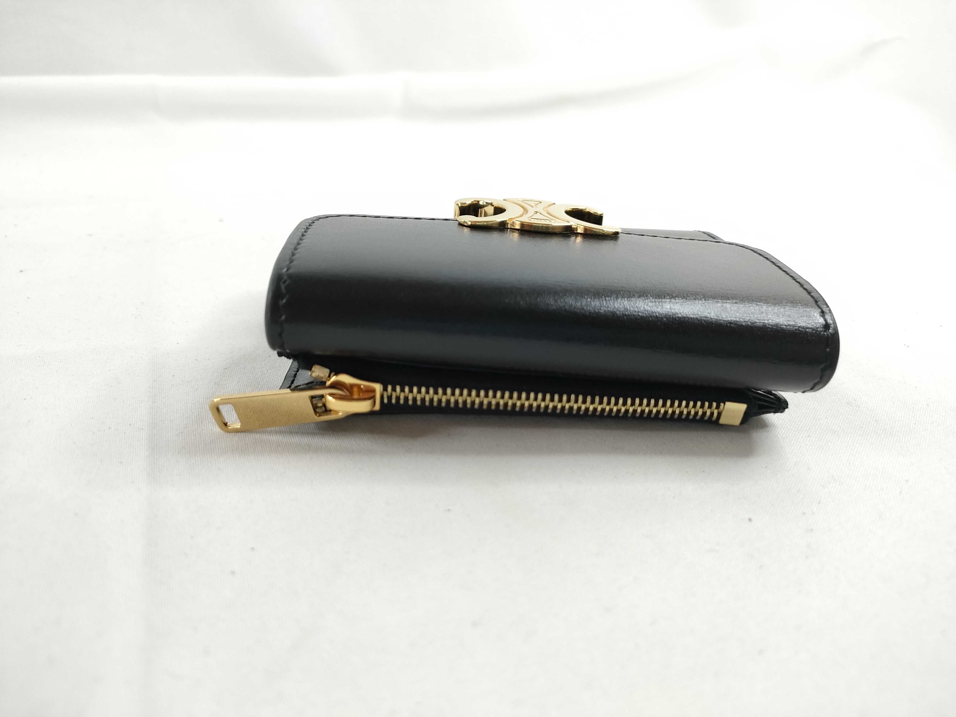Triomphe Black Gold Hardware Wallet 8 Wallet — view 6