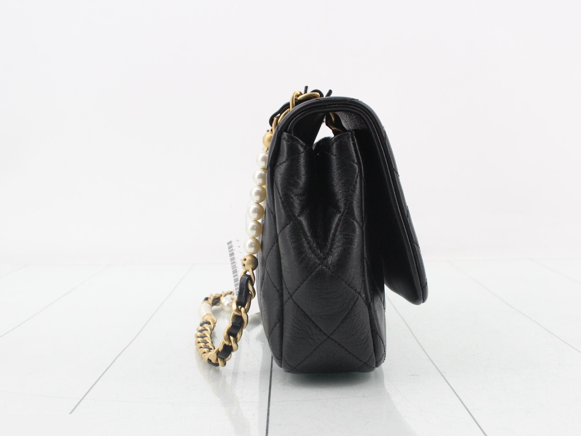 IC Plate Matelassé Chain Shoulder Bag, Black Pearl — view 4