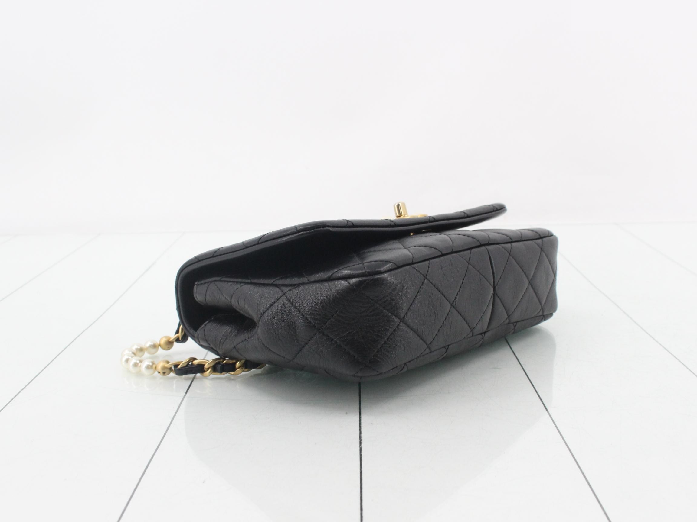 IC Plate Matelassé Chain Shoulder Bag, Black Pearl — view 5