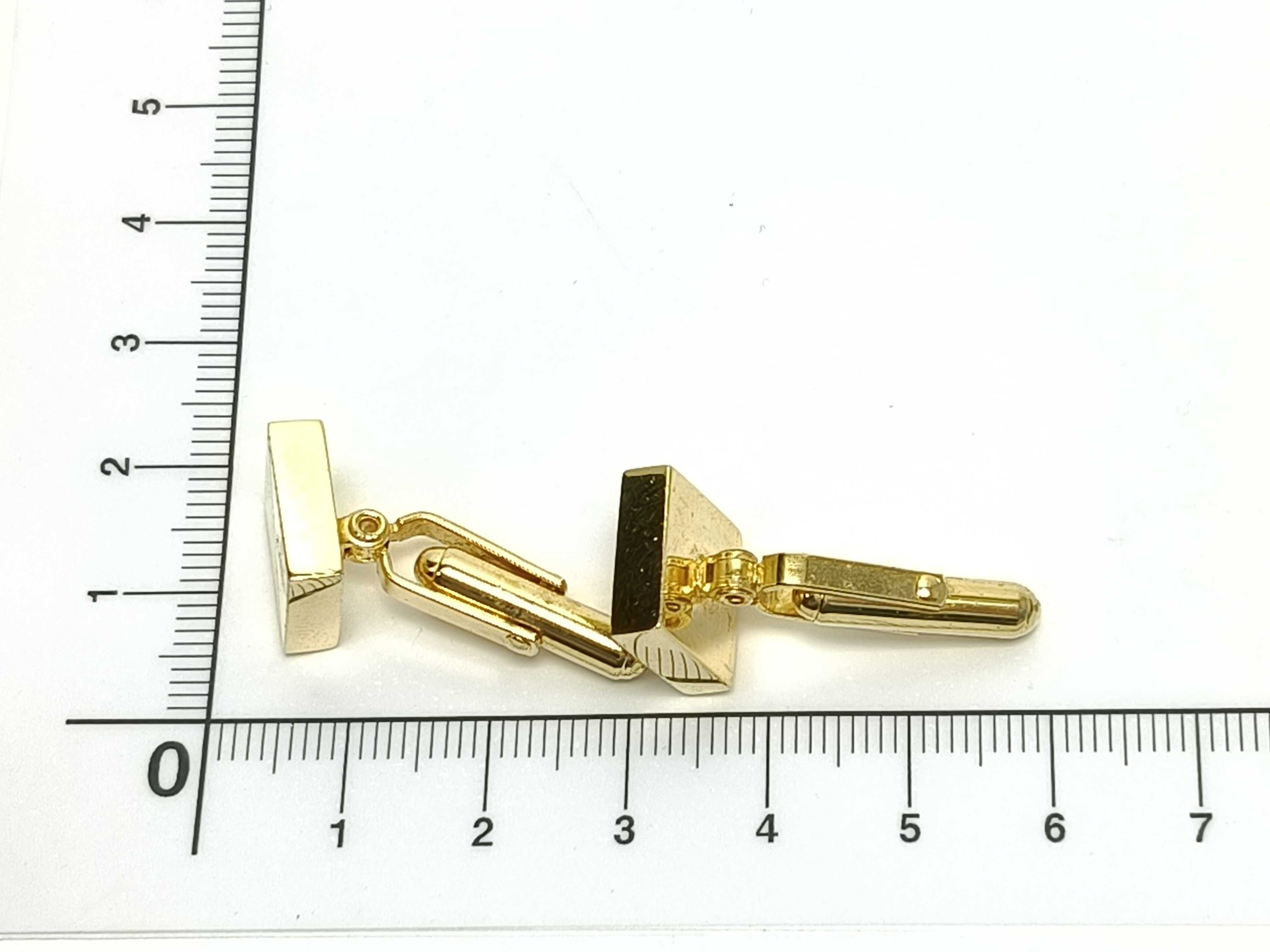 GP Cufflinks Tie Clip & Cufflinks — view 2