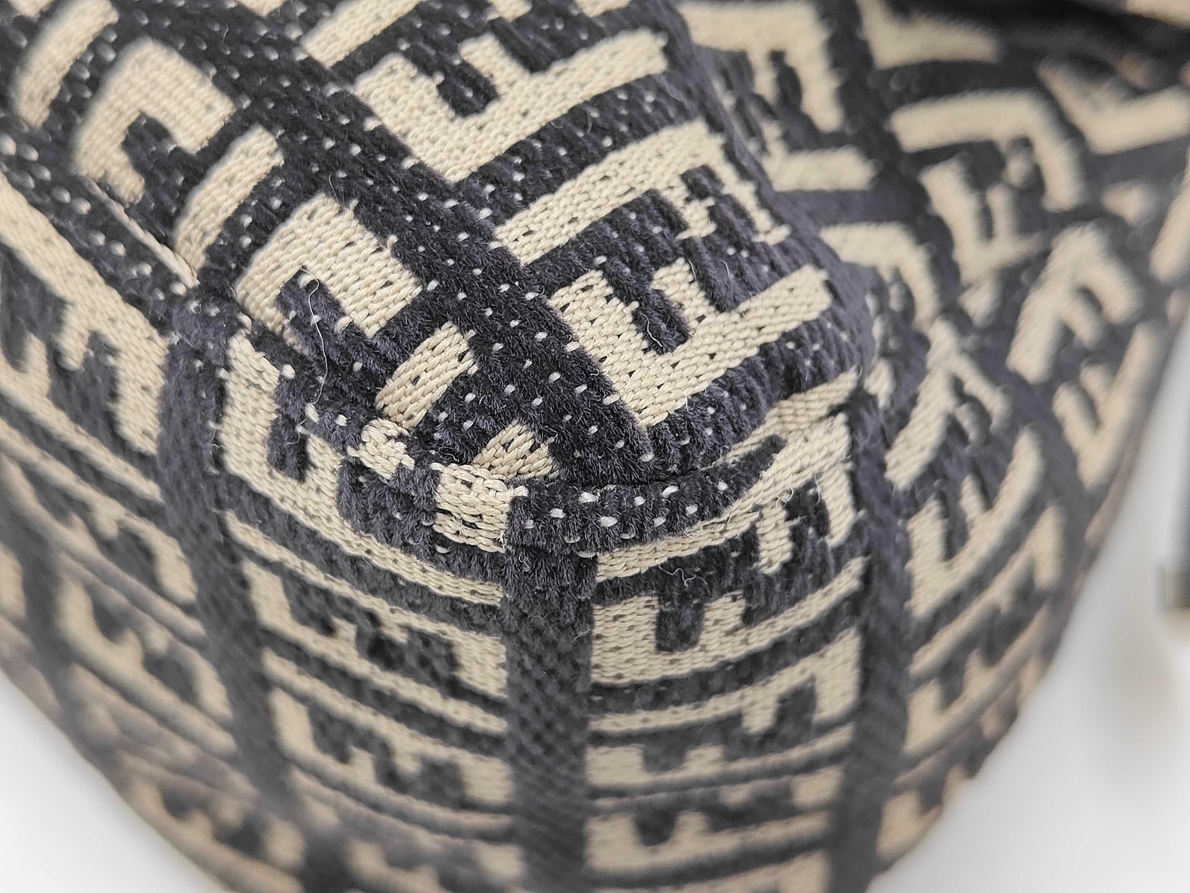 Zucchino Pattern Mini Mamma Bucket Fendi 8BR180 Jacquard Canvas Leather Shoulder Bag — view 6