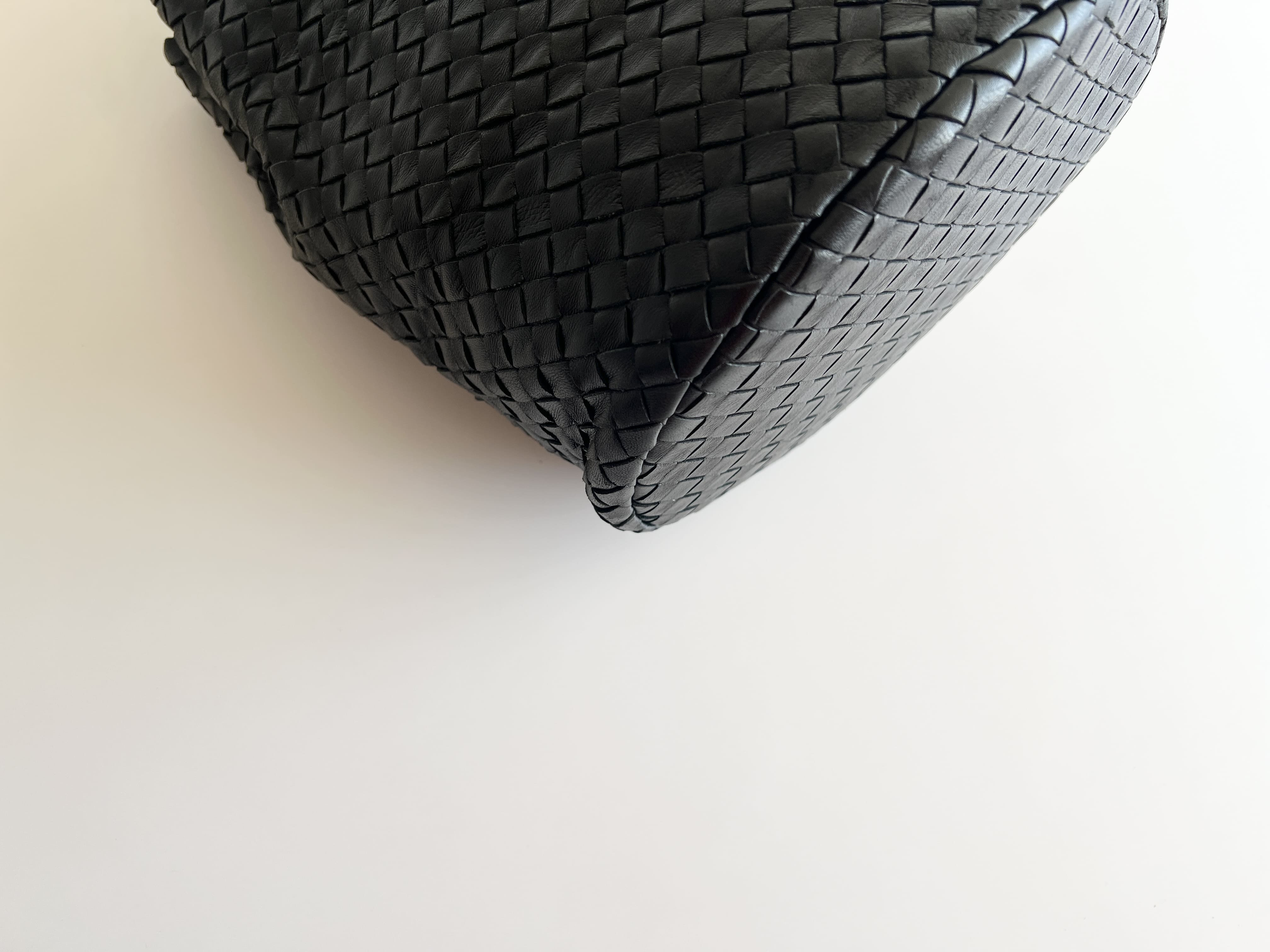 Intrecciato Leather Handbag — view 13