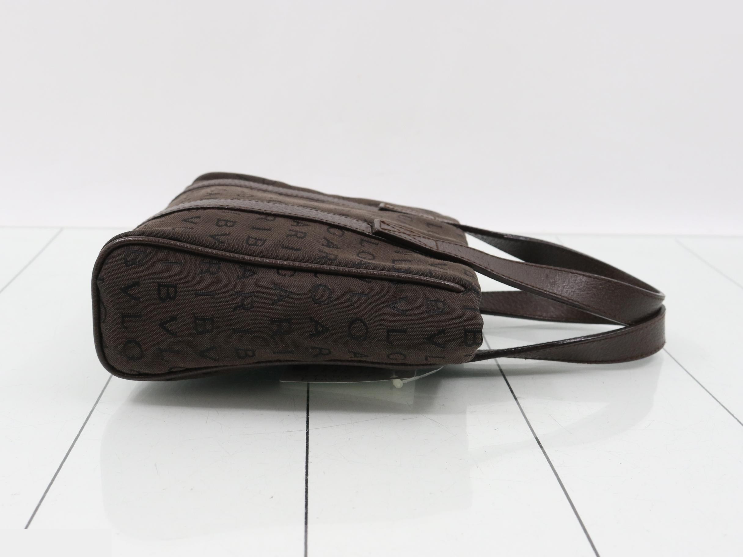 Logo Mania (Bag) - Tote Bag — view 3