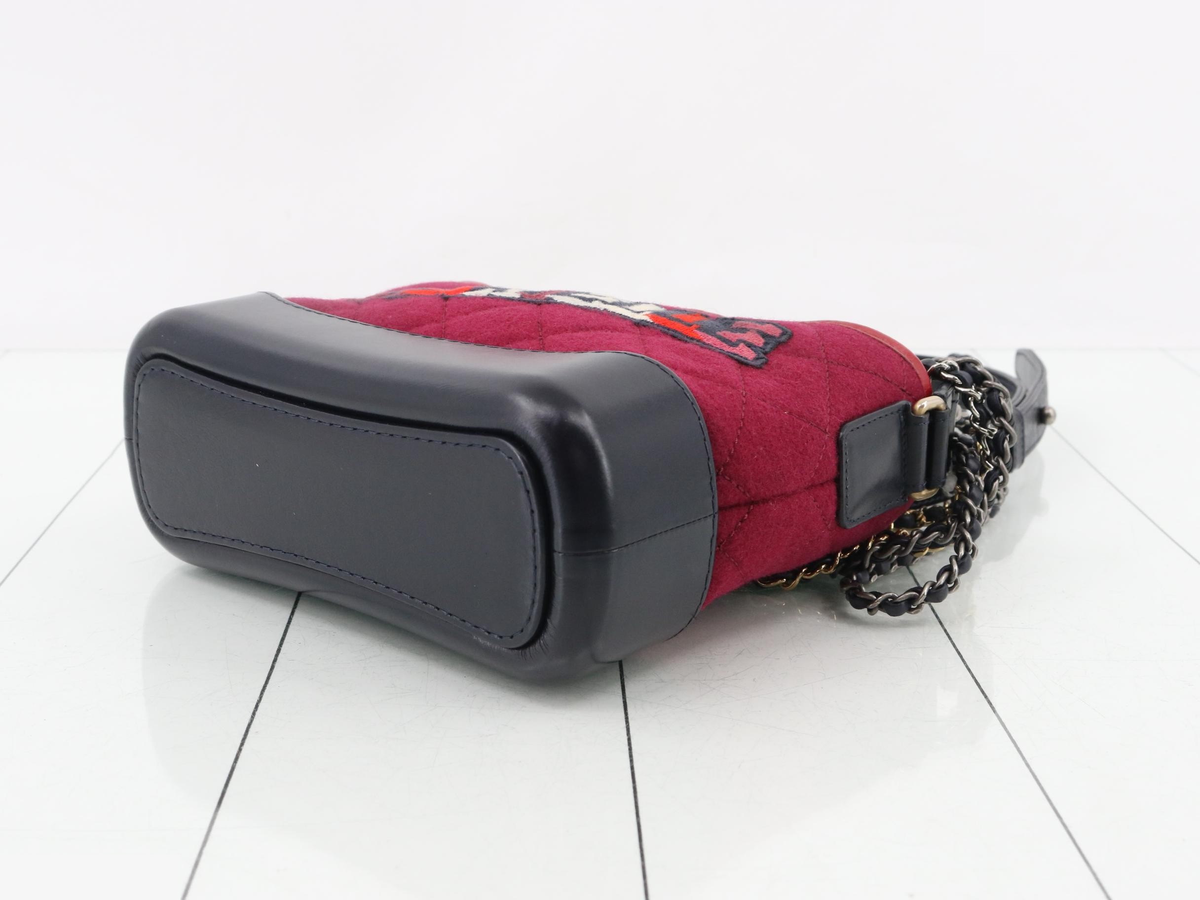 Gabrielle de Shoulder Bag — view 6