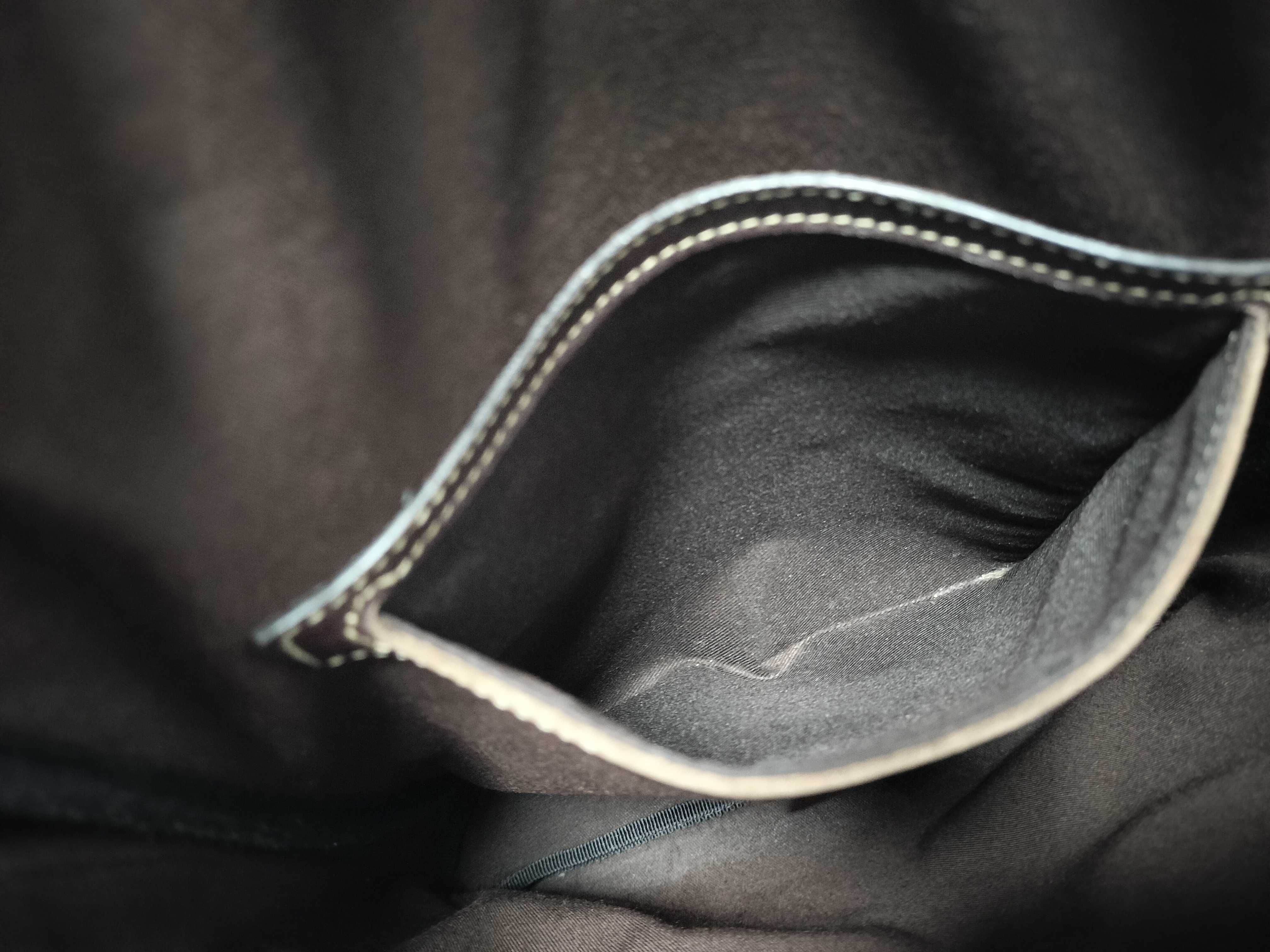 GG Supreme Shoulder Bag — view 14