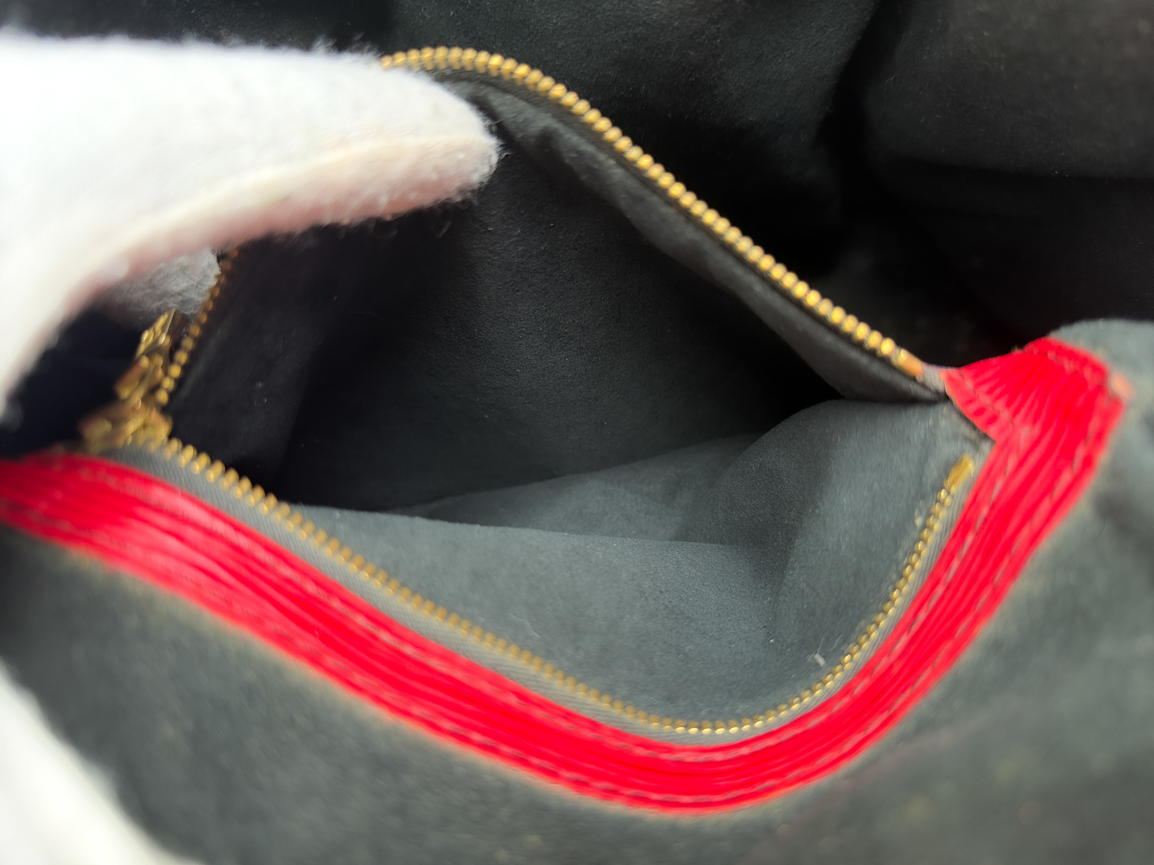 Epi M44007 Noé Castilian Red 9004A2 Shoulder Bag — view 12