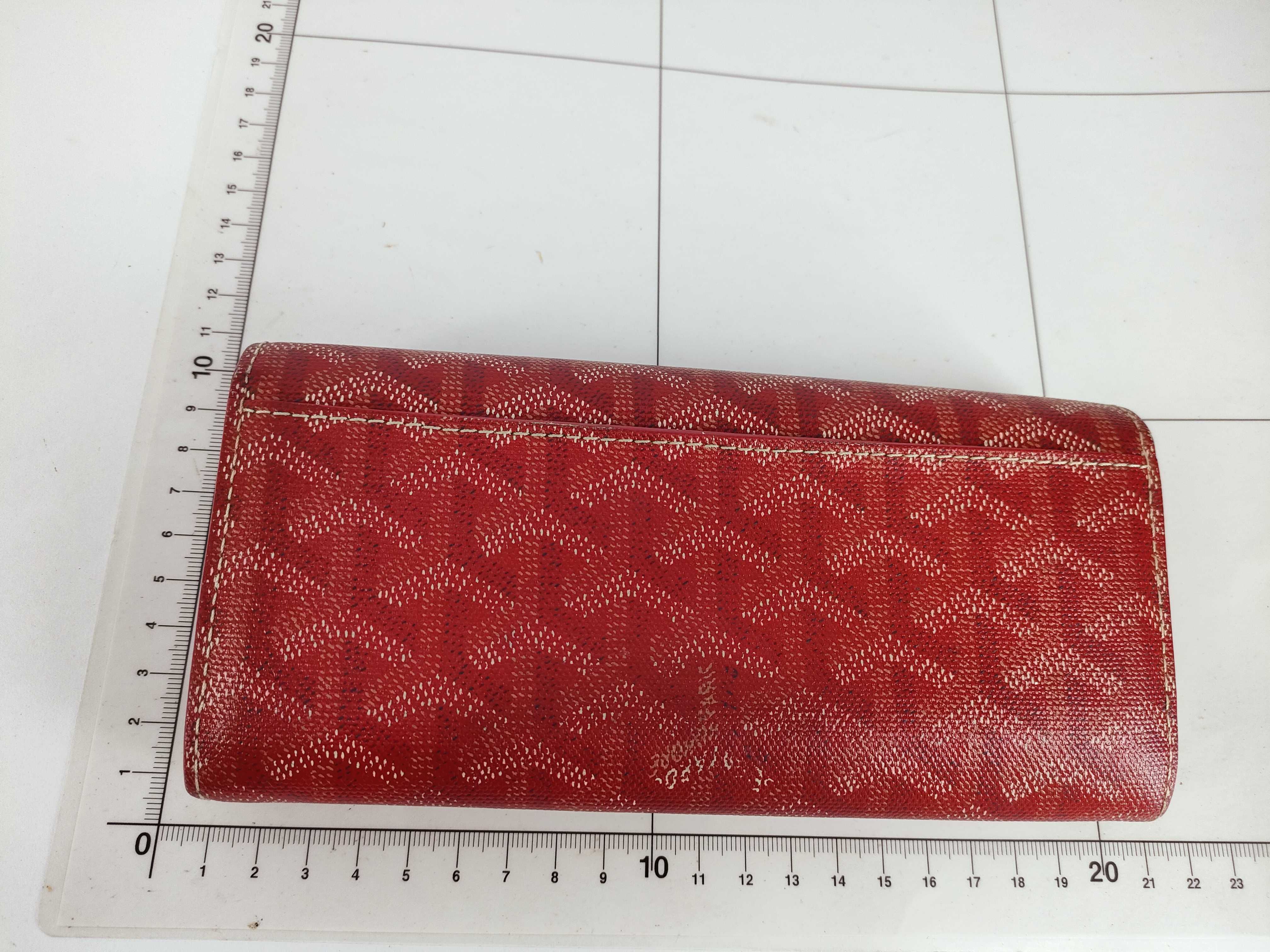 Long Wallet — view 2