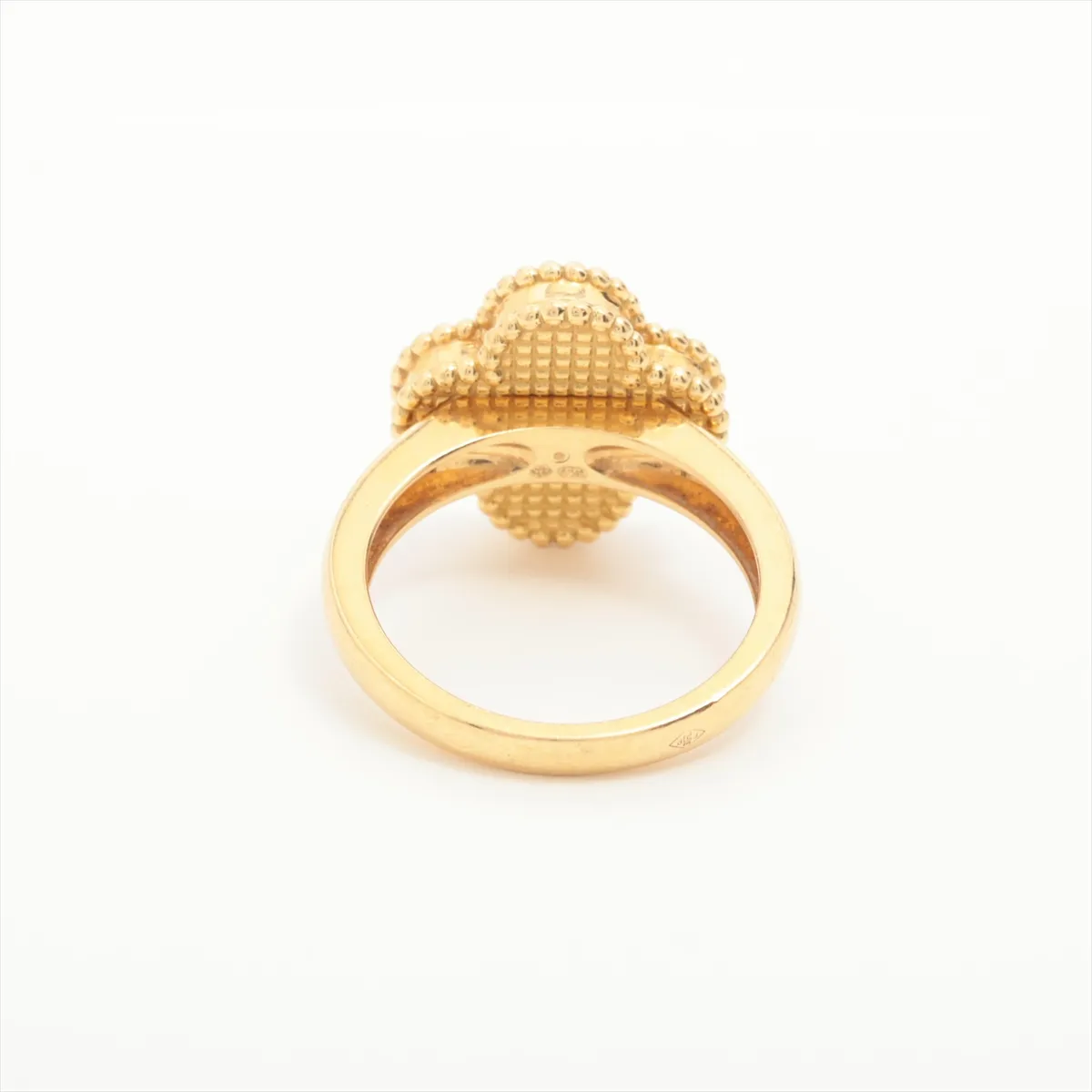 Vintage Alhambra Shell Diamond Ring, 750 (Yellow Gold), 6.9g, Size 52, JE340426. Features: — view 2