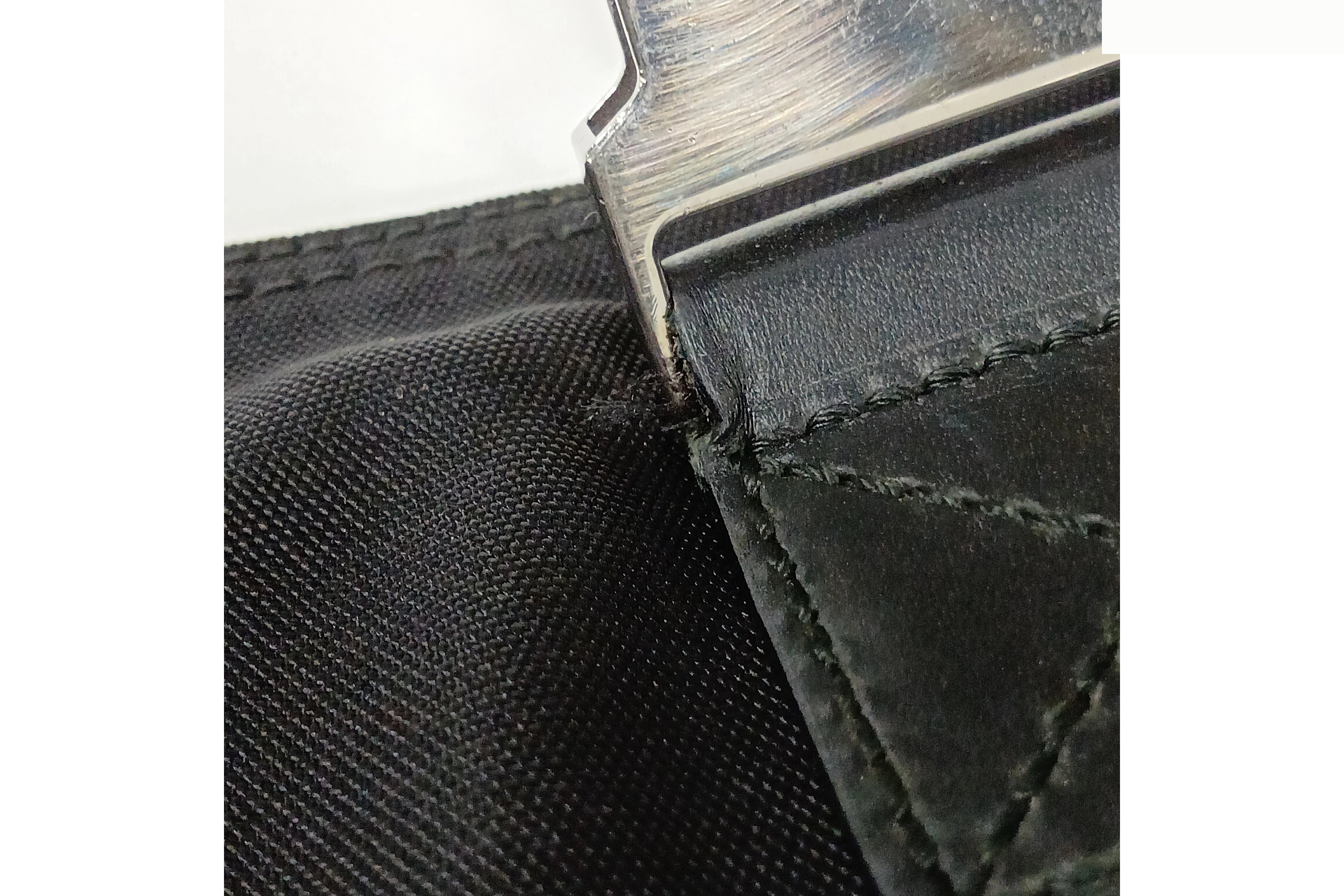 Sherry Line 246067 Leather Shoulder Bag (Crossbody) — view 9