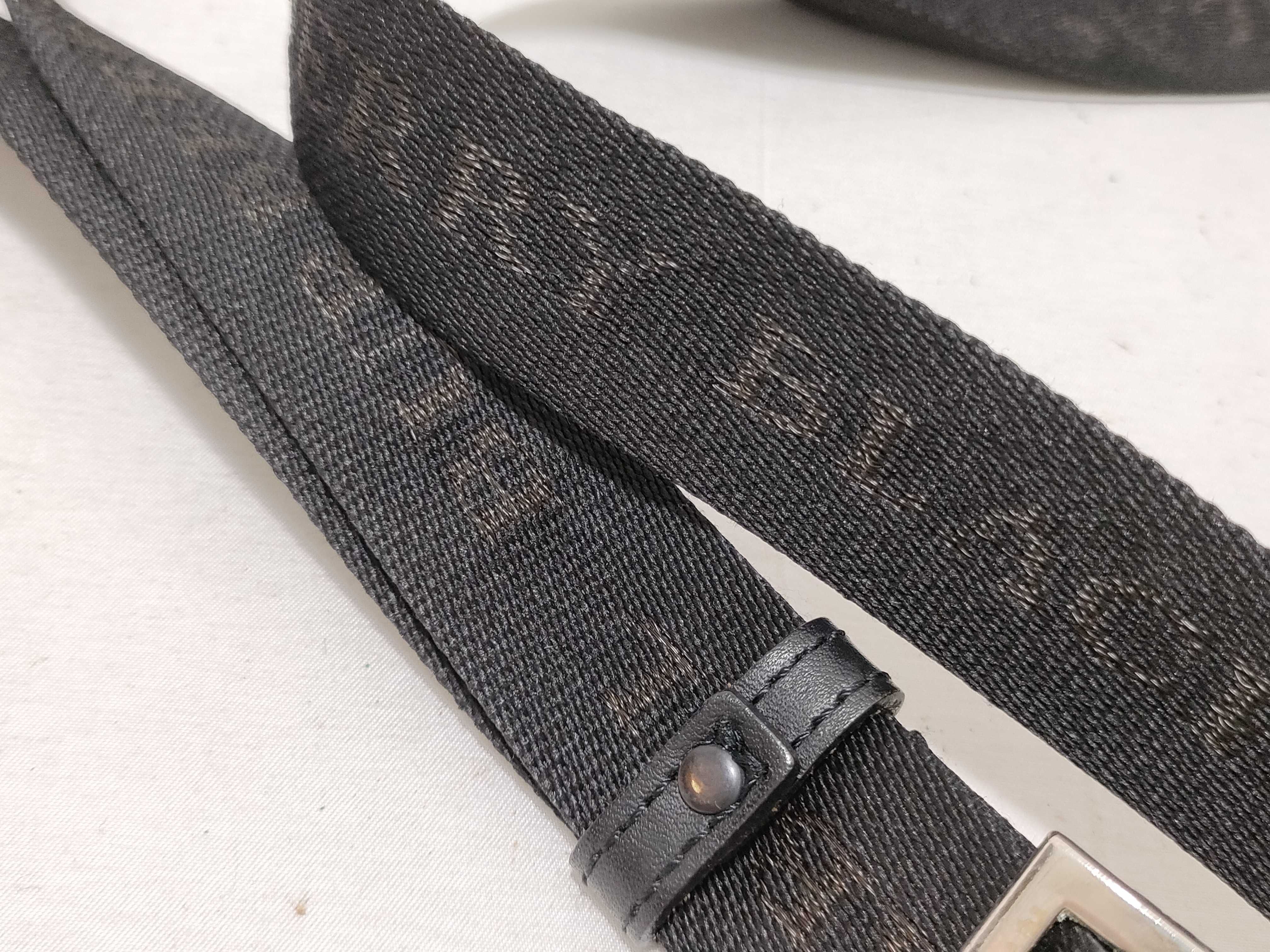 Black Label Nova Check Shoulder Bag — view 4