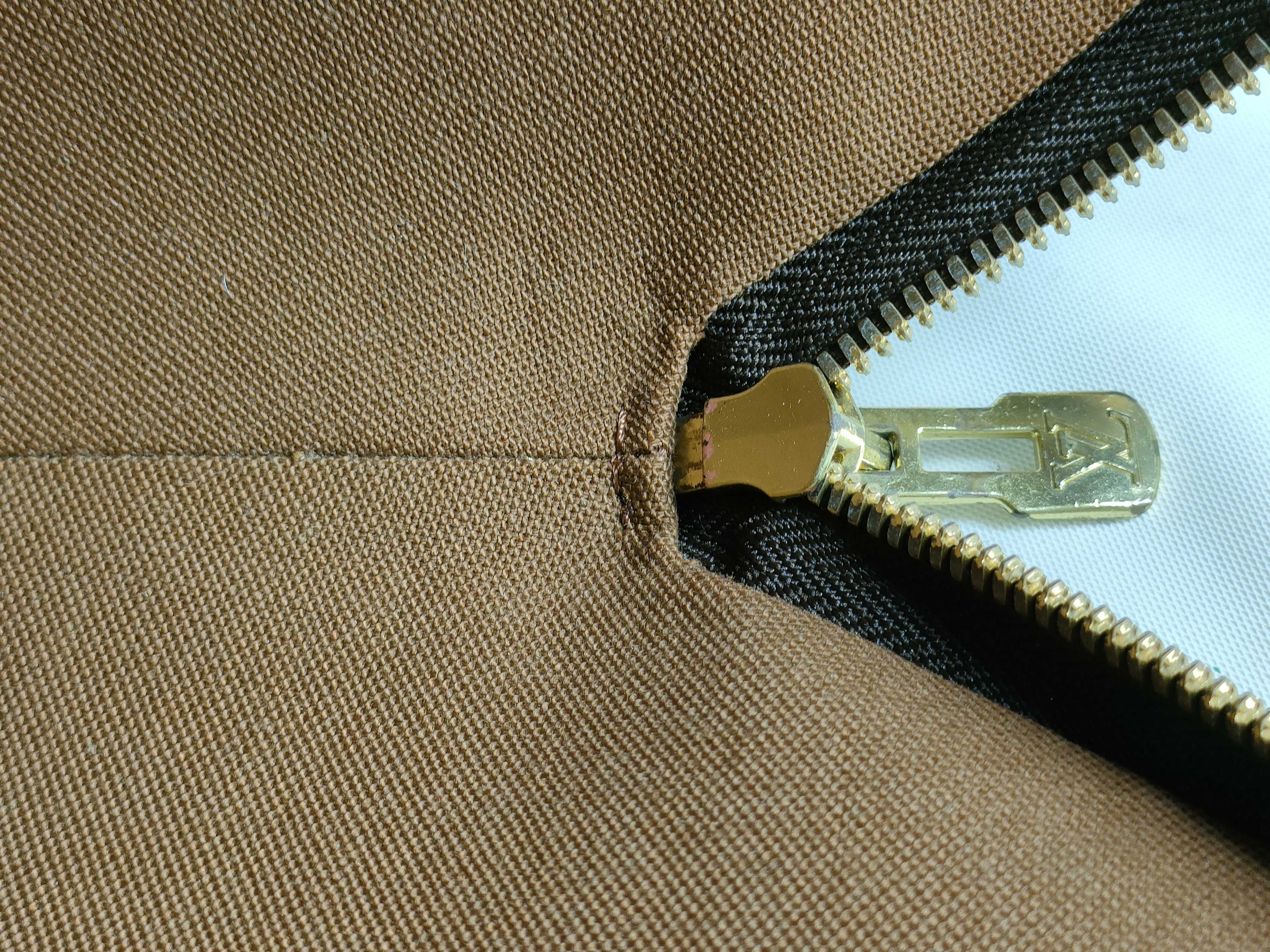 Monogram Ellipse PM / Monogram / M51126 / VI0987 Handbag — view 11