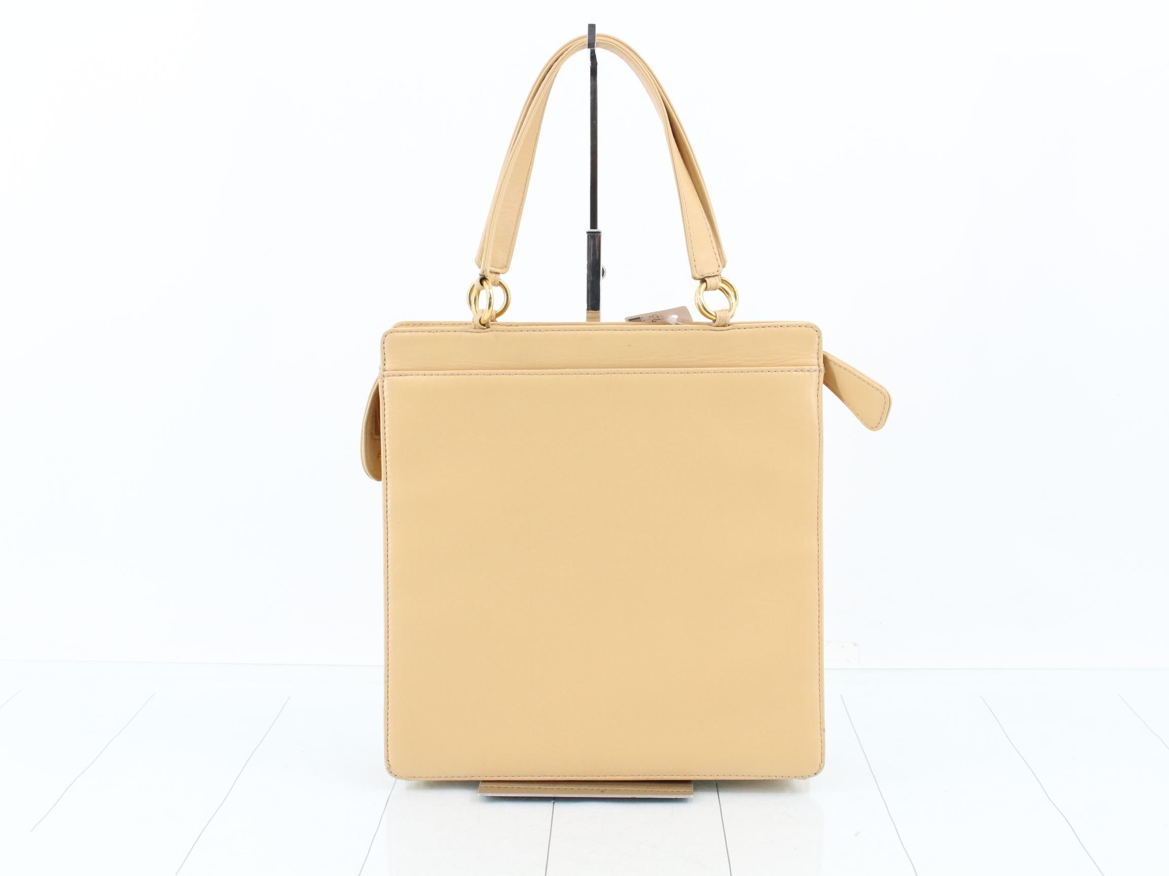 tote bag, lambskin, beige, serial number 5, item number 5386426 — view 2