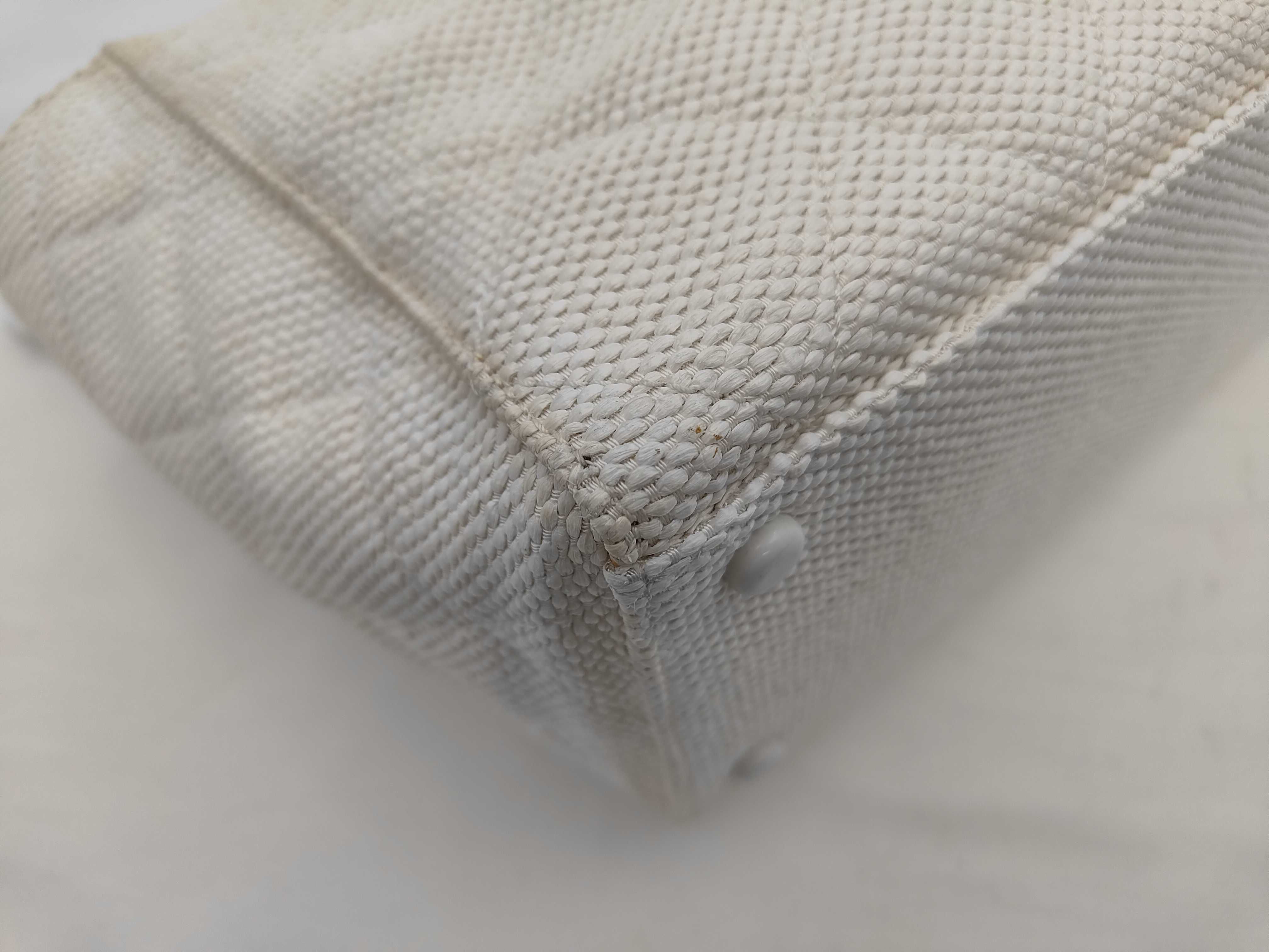 Matelasse Straw Plastic Chain Tote Bag White Seal No. 6 Tote Bag — view 6