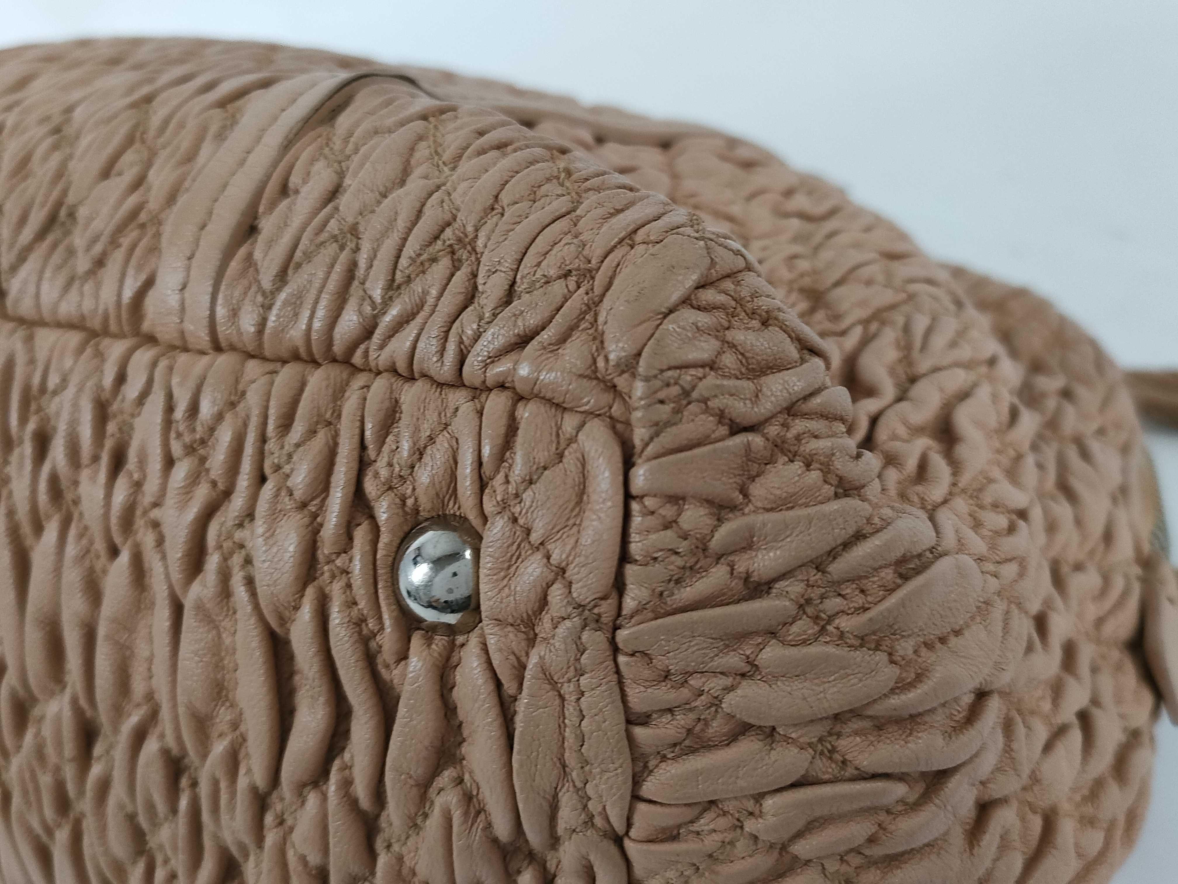 Gathered Chain Bag, Beige Shoulder Bag — view 6