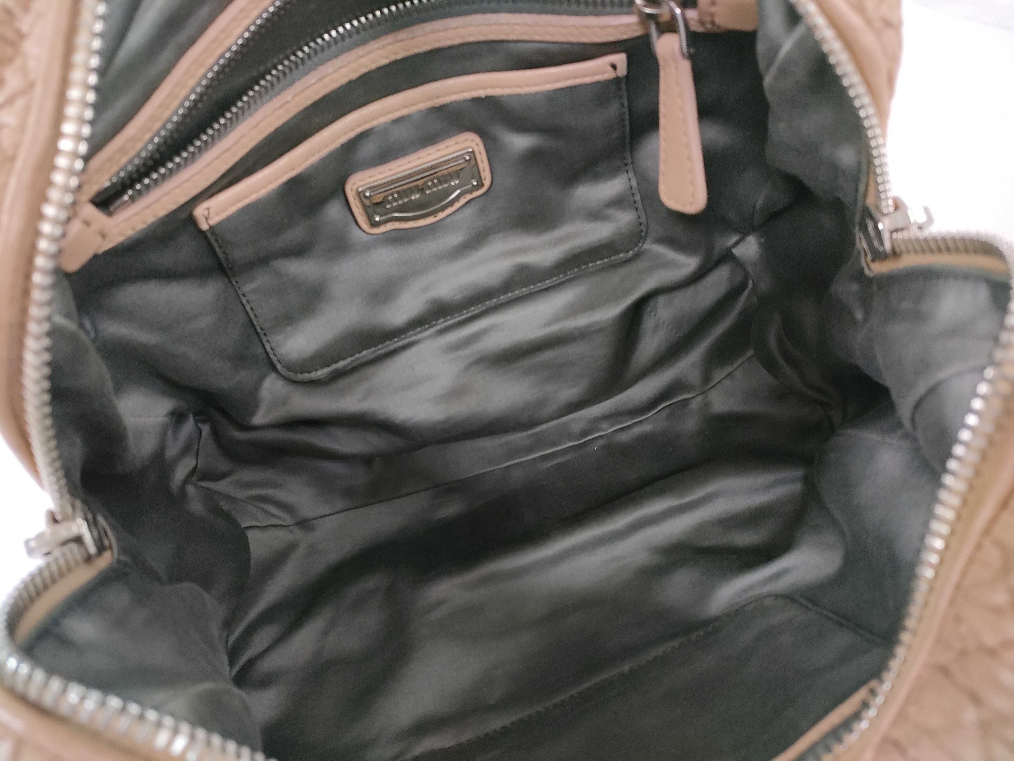 Gathered Chain Bag, Beige Shoulder Bag — view 9