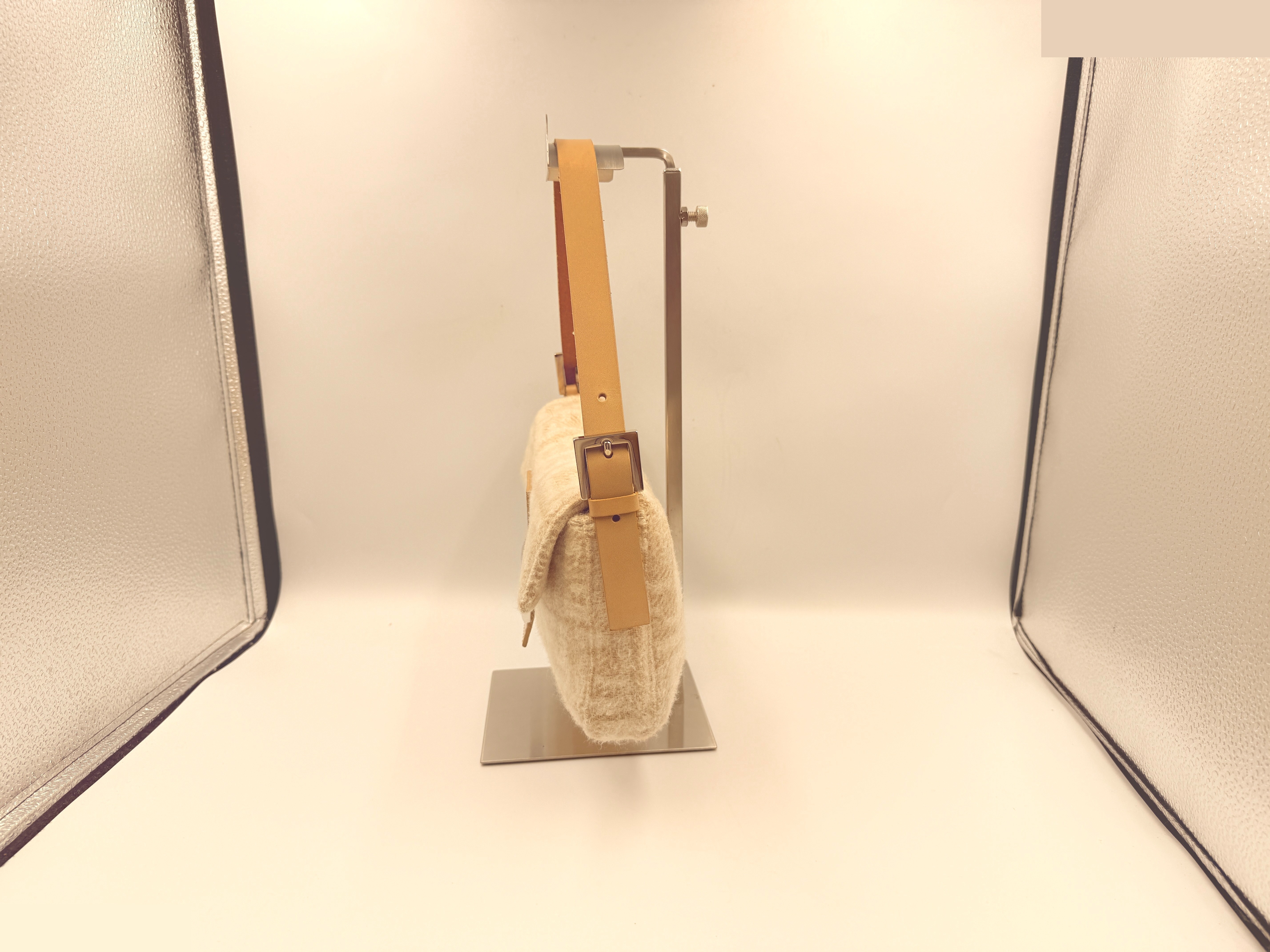 ZUCCA (Bag) - Shoulder Bag, Mamma Bucket, Felt, Beige — view 3