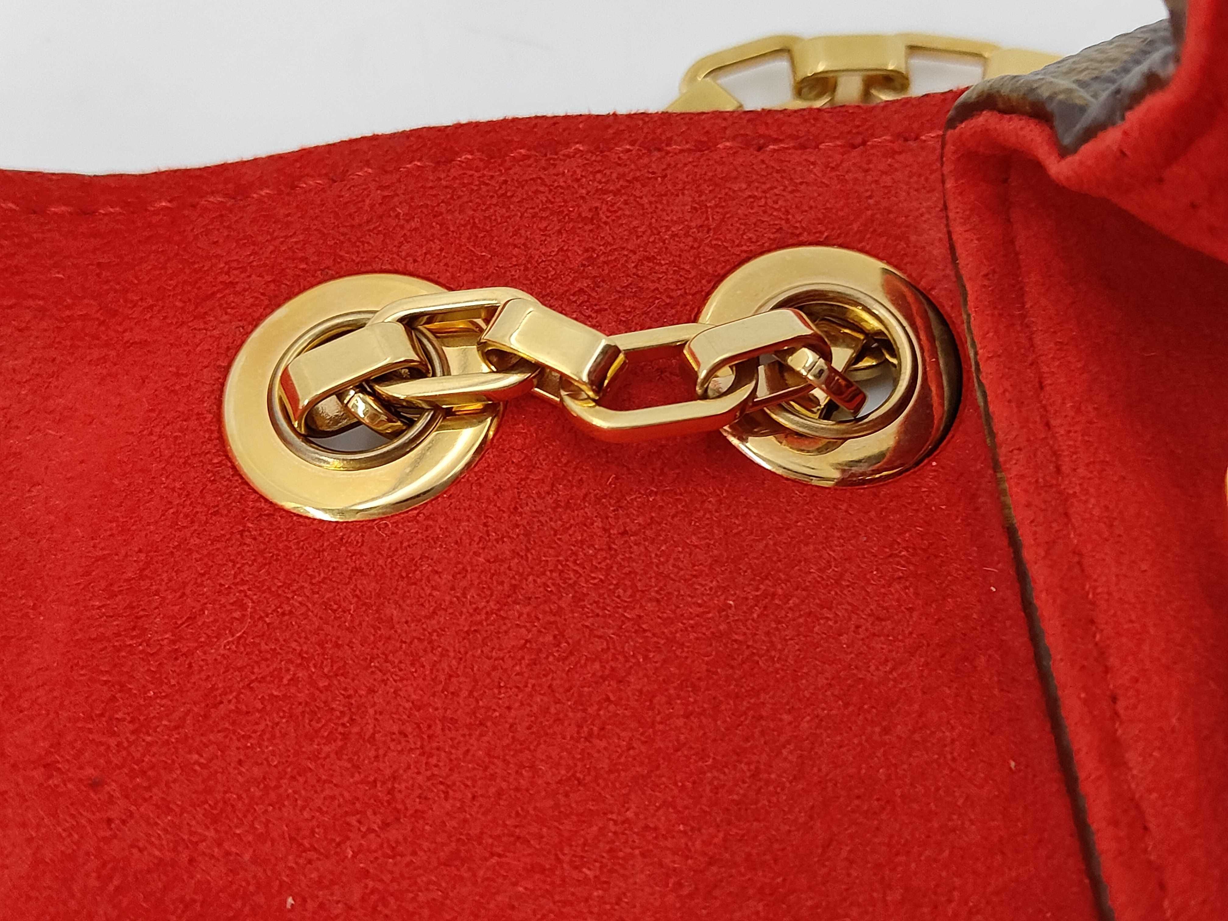 Monogram Pallas Chain Red x Monogram Gold Hardware Gold Chain Shoulder Bag — view 11
