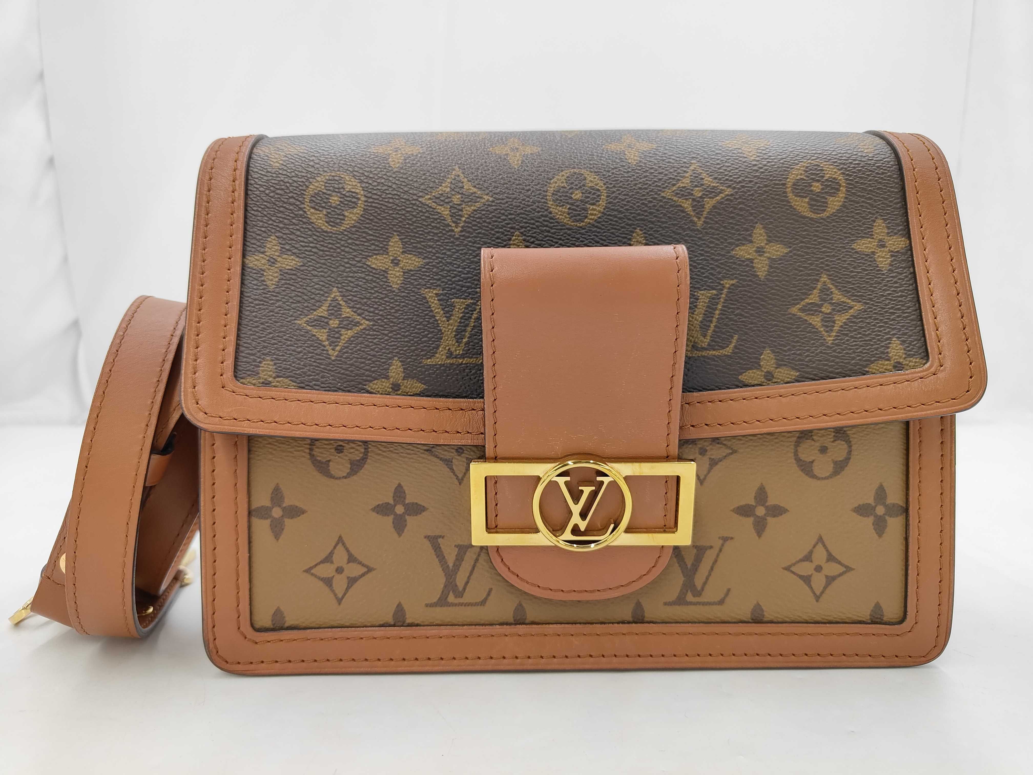 Monogram Reverse M45958 Dauphine MM Shoulder Bag