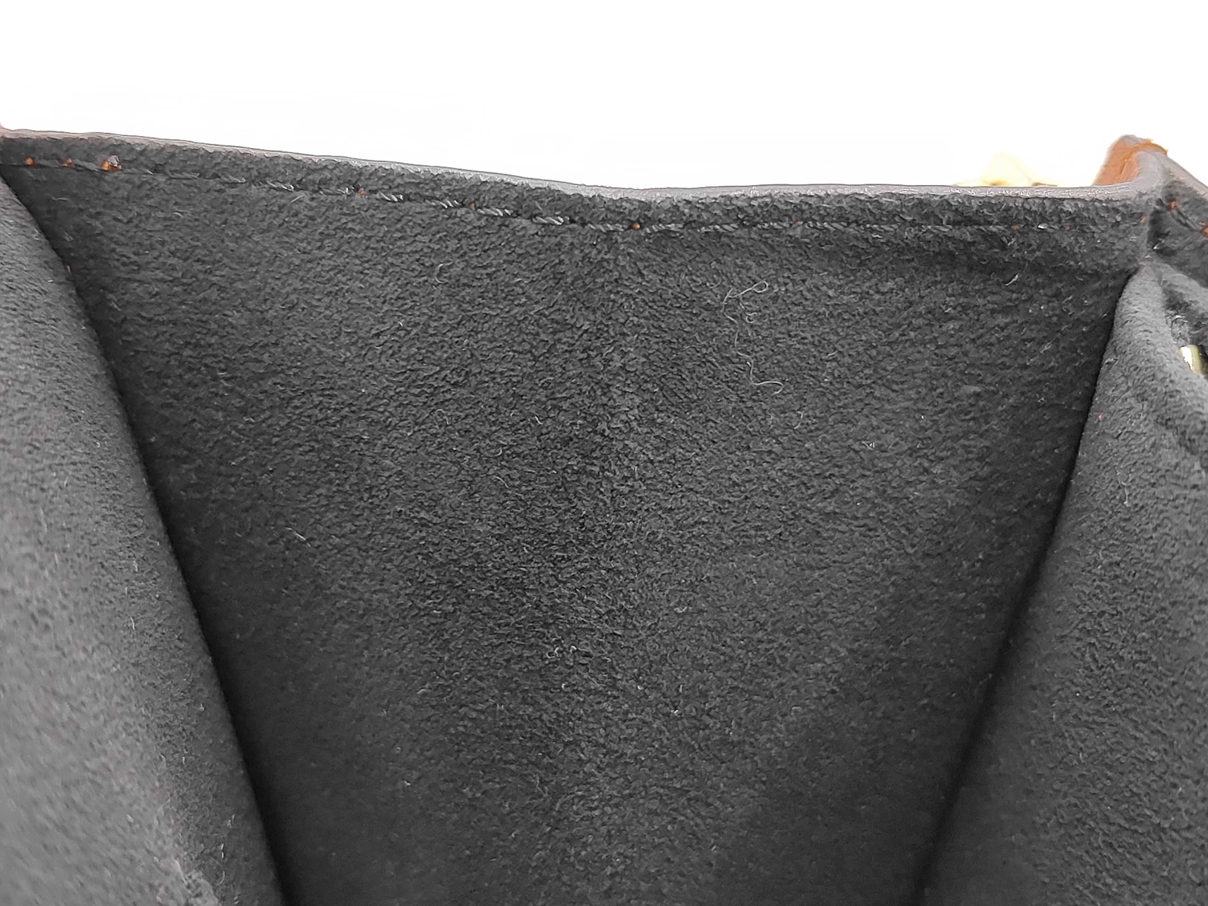Monogram Reverse M45958 Dauphine MM Shoulder Bag — view 12