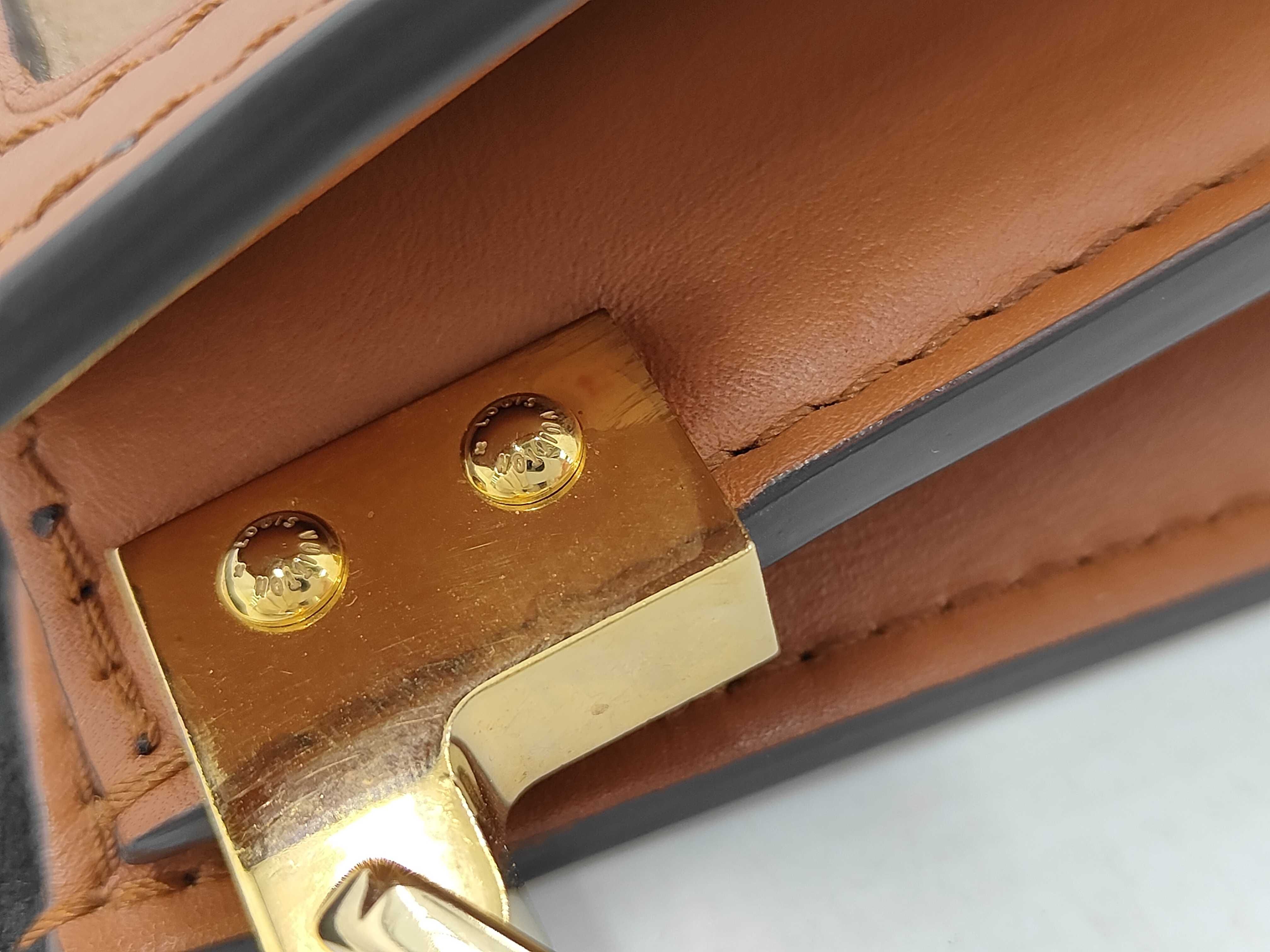 Monogram Reverse M45958 Dauphine MM Shoulder Bag — view 5