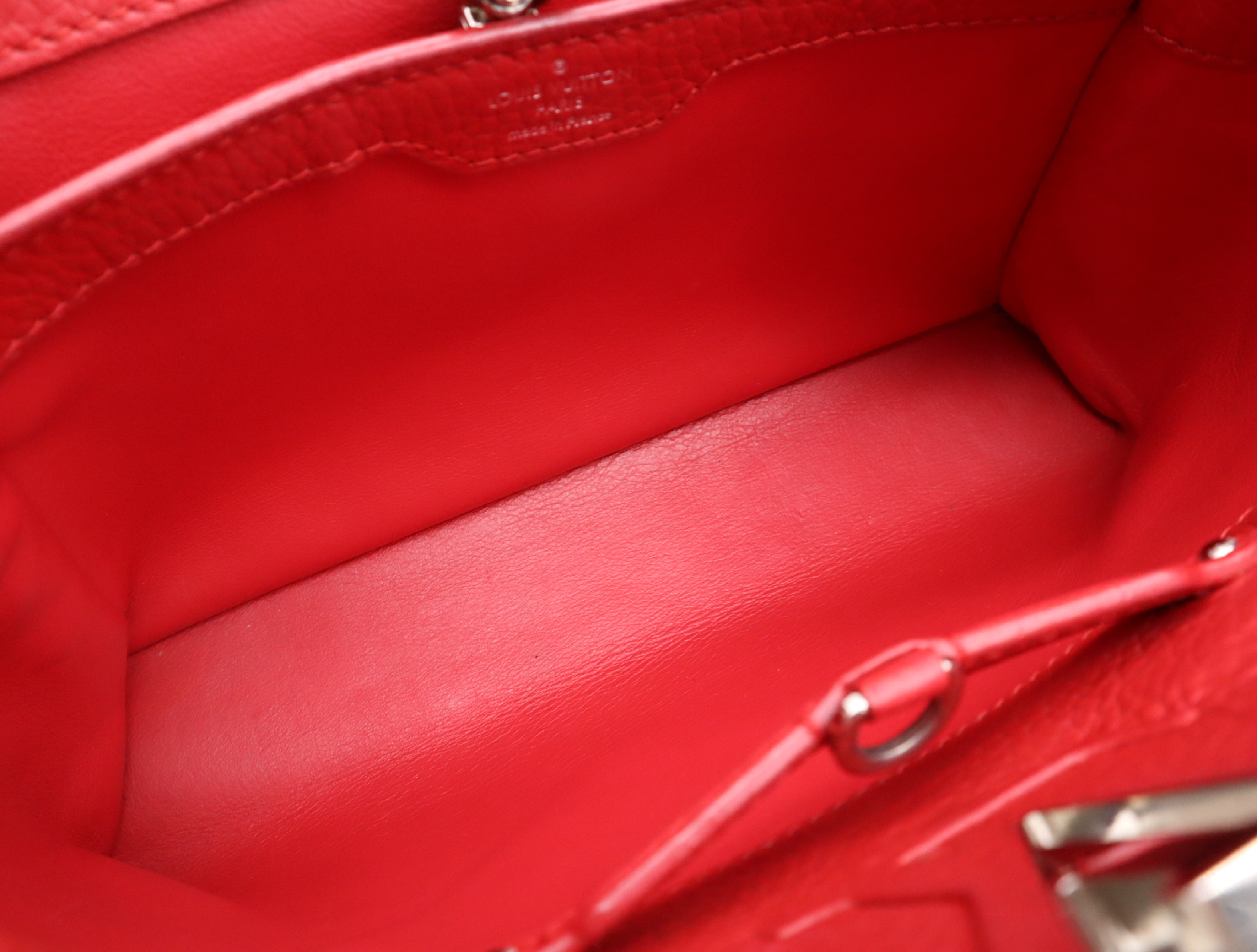 M42237 Taurillon Capucines PM Red Handbag with Shoulder Strap — view 12