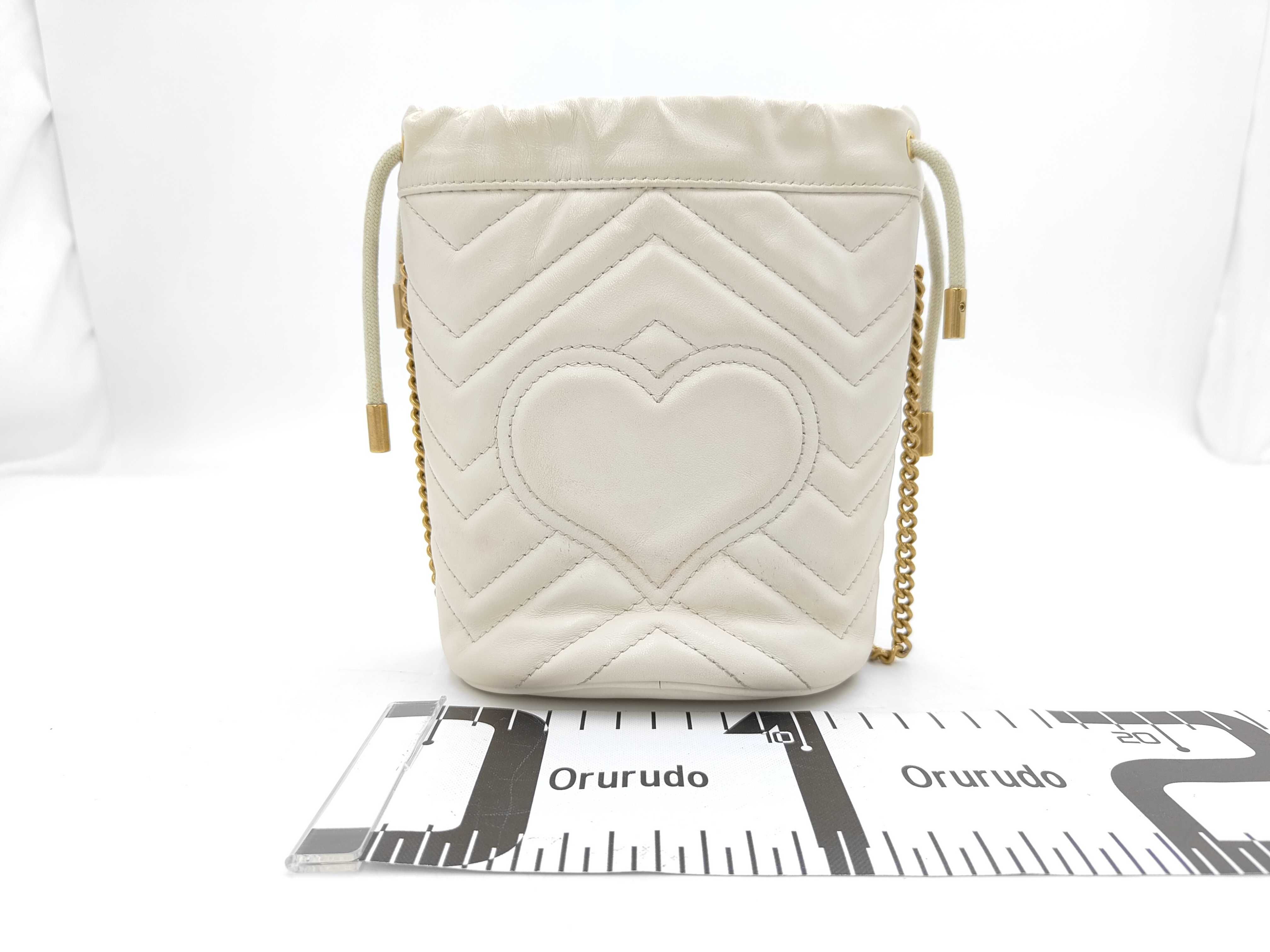 GG Marmont Mini Bucket Bag Shoulder Bag — view 2