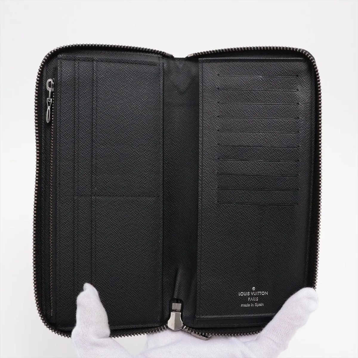 Monogram Eclipse Zippy Wallet Vertical M62295 GI4149 Black Round Zip Wallet — view 3