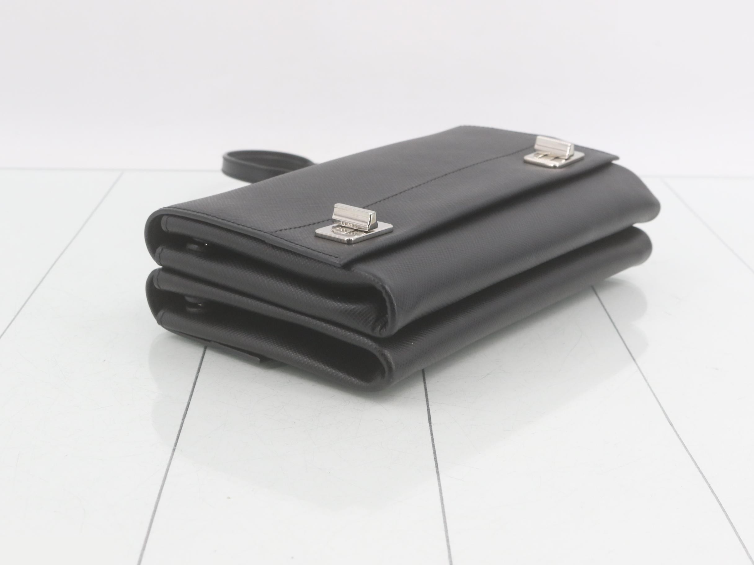 Saffiano Chain Shoulder Bag — view 5