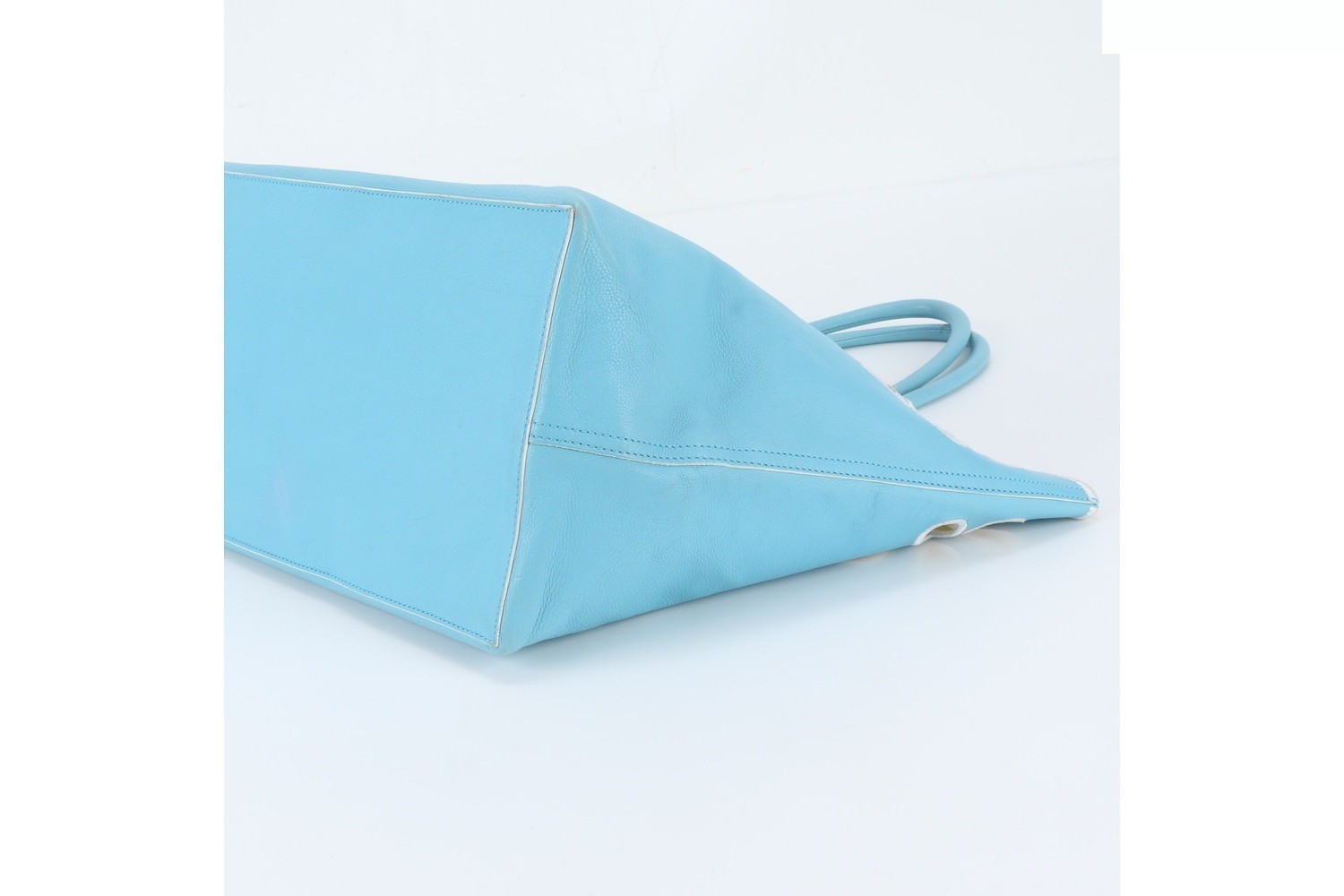 Flower motif leather tote bag — view 4