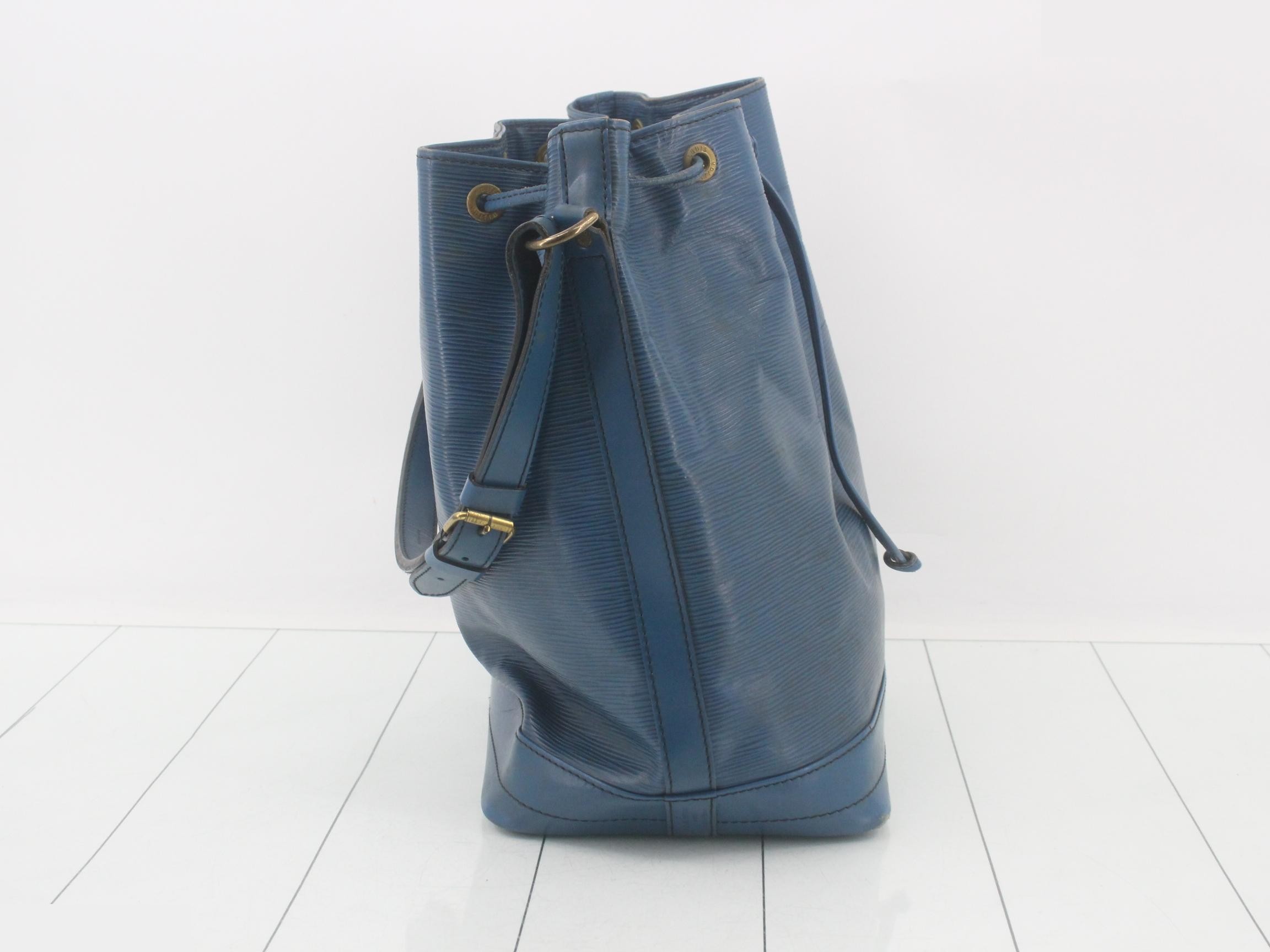 Epi Noe Toledo Blue Shoulder Bag — view 4