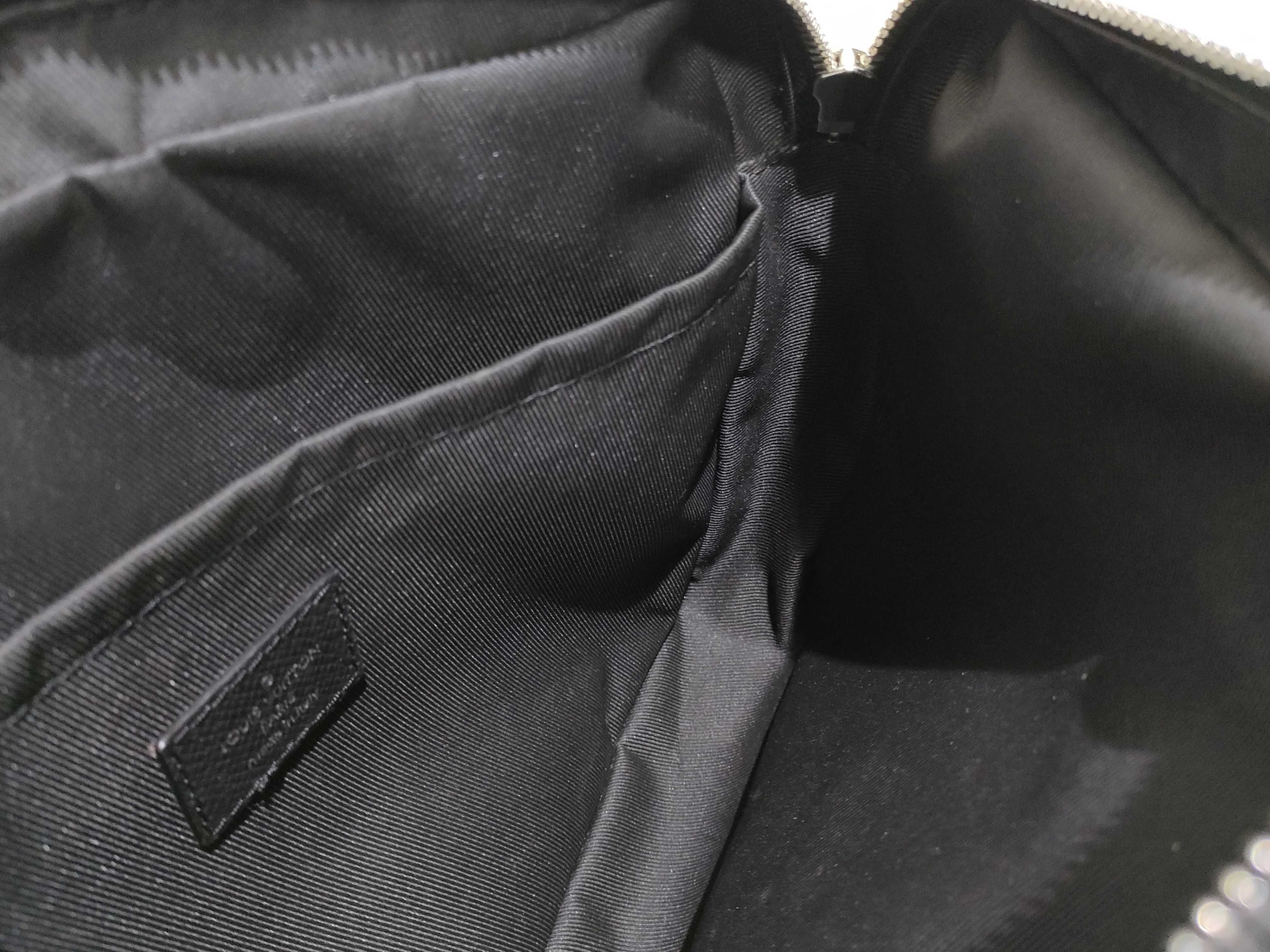 Monogram Louis Vuitton Outdoor Messenger PM Taiga Lama Shoulder Bag M30233 Shoulder Bag — view 12