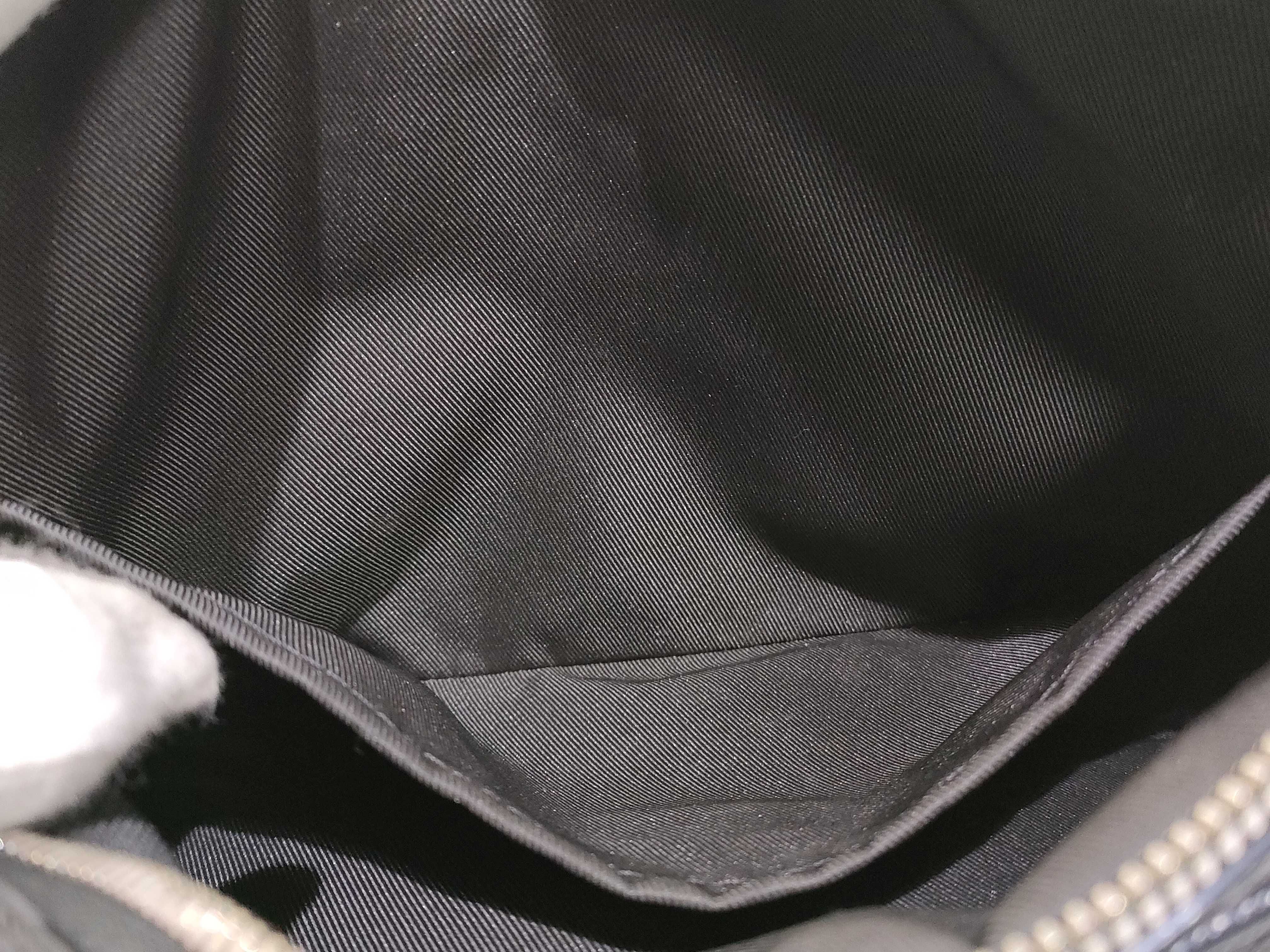 Monogram Louis Vuitton Outdoor Messenger PM Taiga Lama Shoulder Bag M30233 Shoulder Bag — view 10
