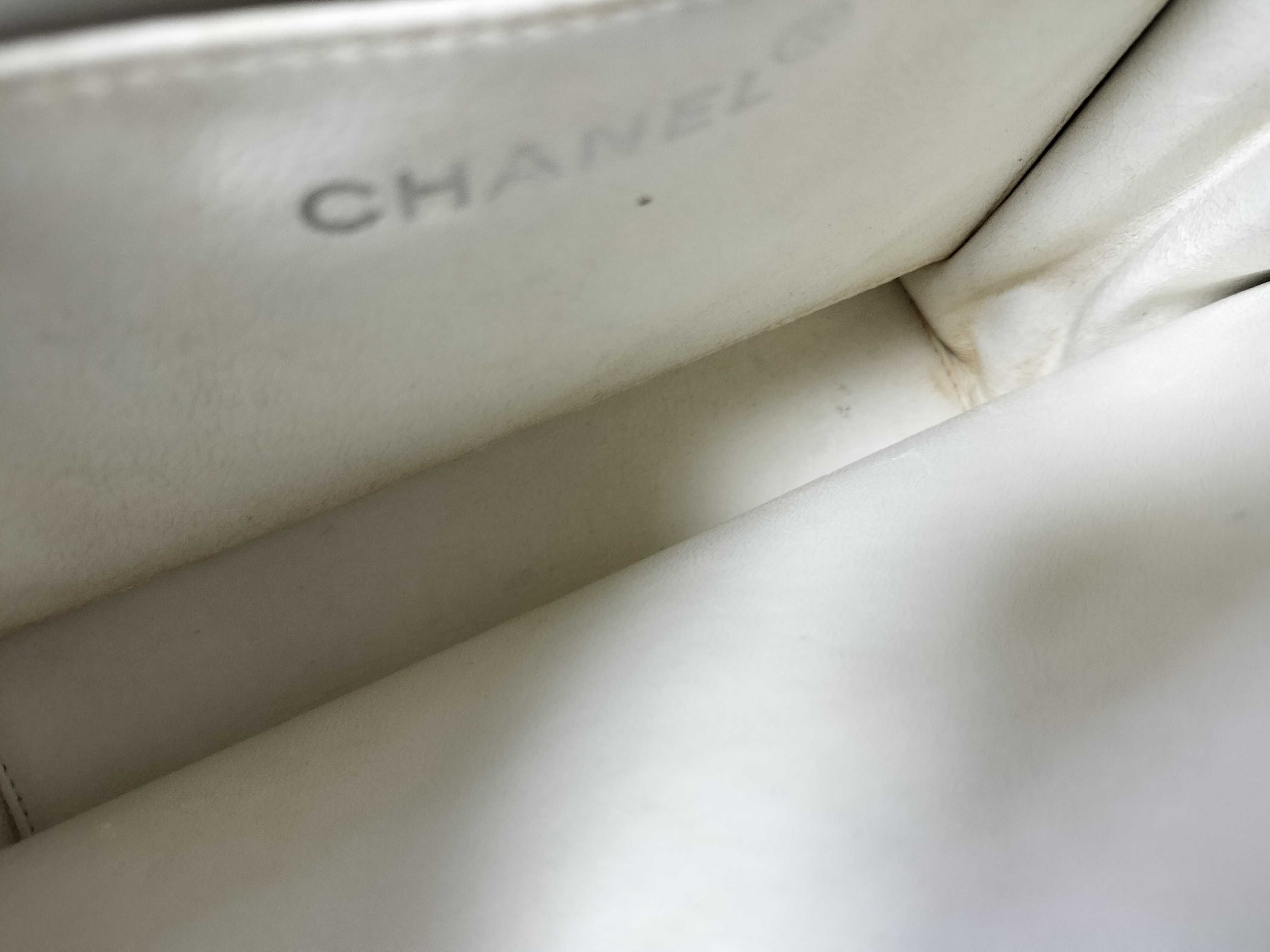 White Chain Handbag White Shoulder Bag — view 11