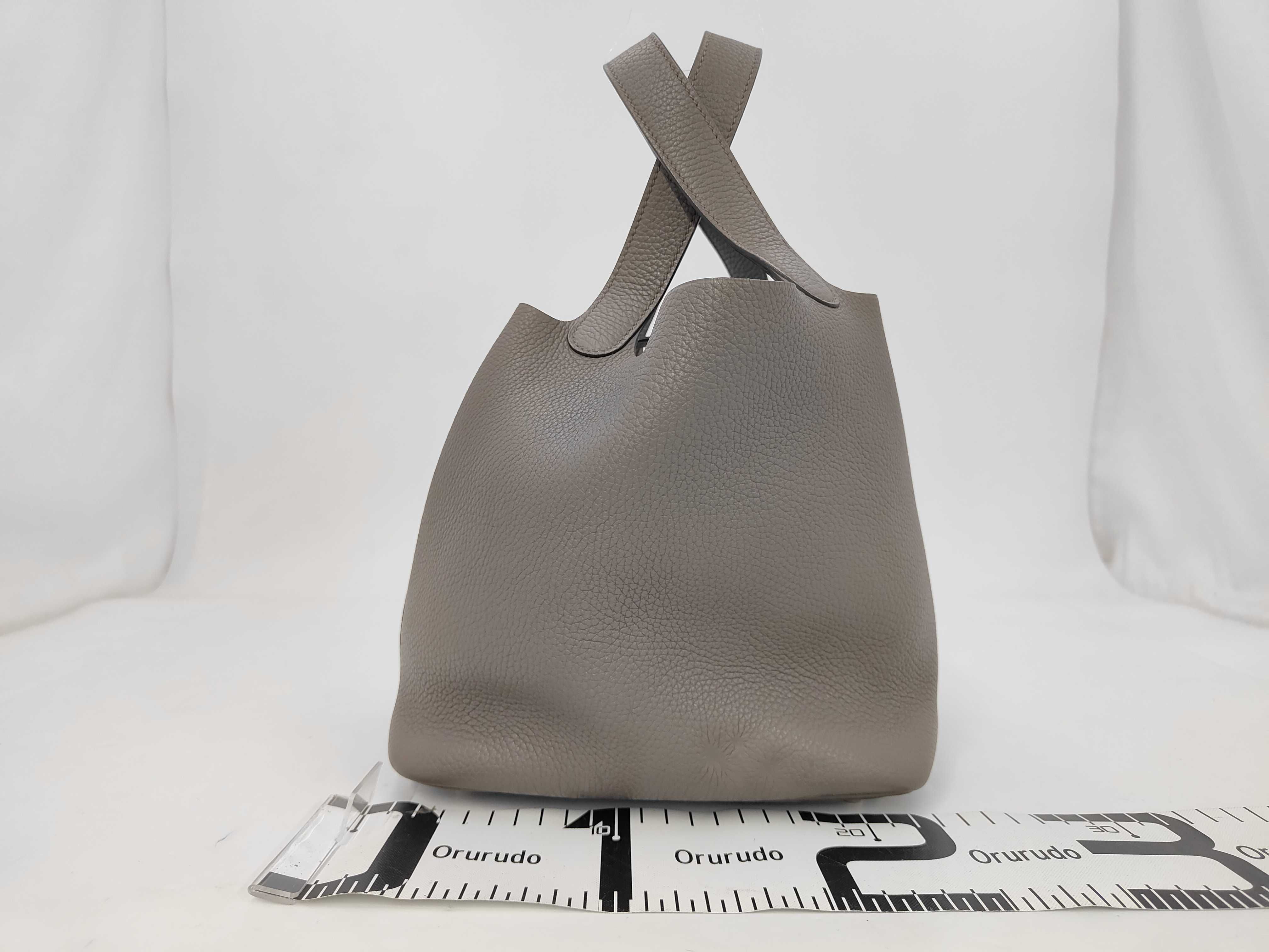 Picotin Lock MM Taurillon Leather Etoupe X Stamp Silver Hardware Handbag — view 2