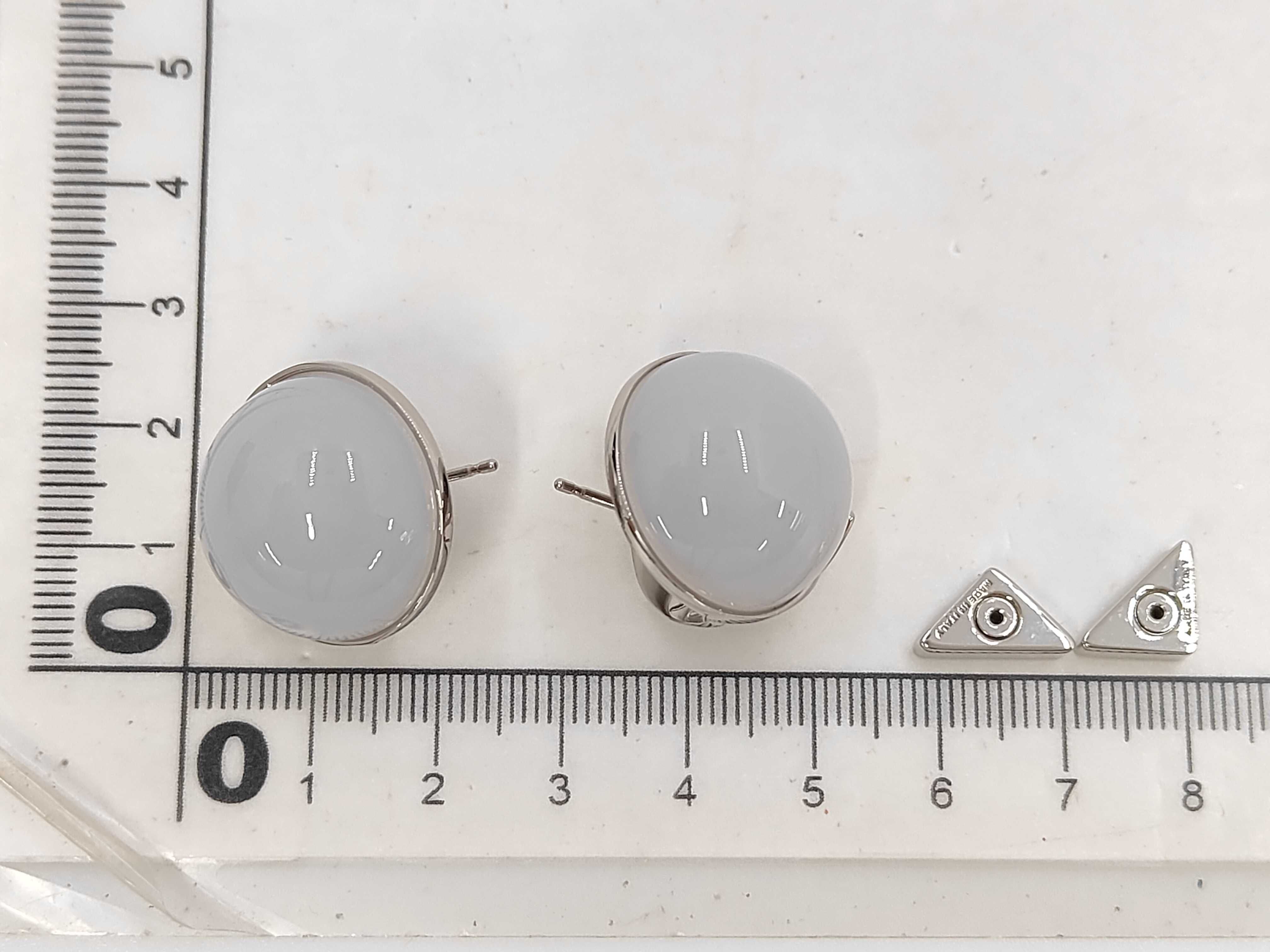 earrings — view 6